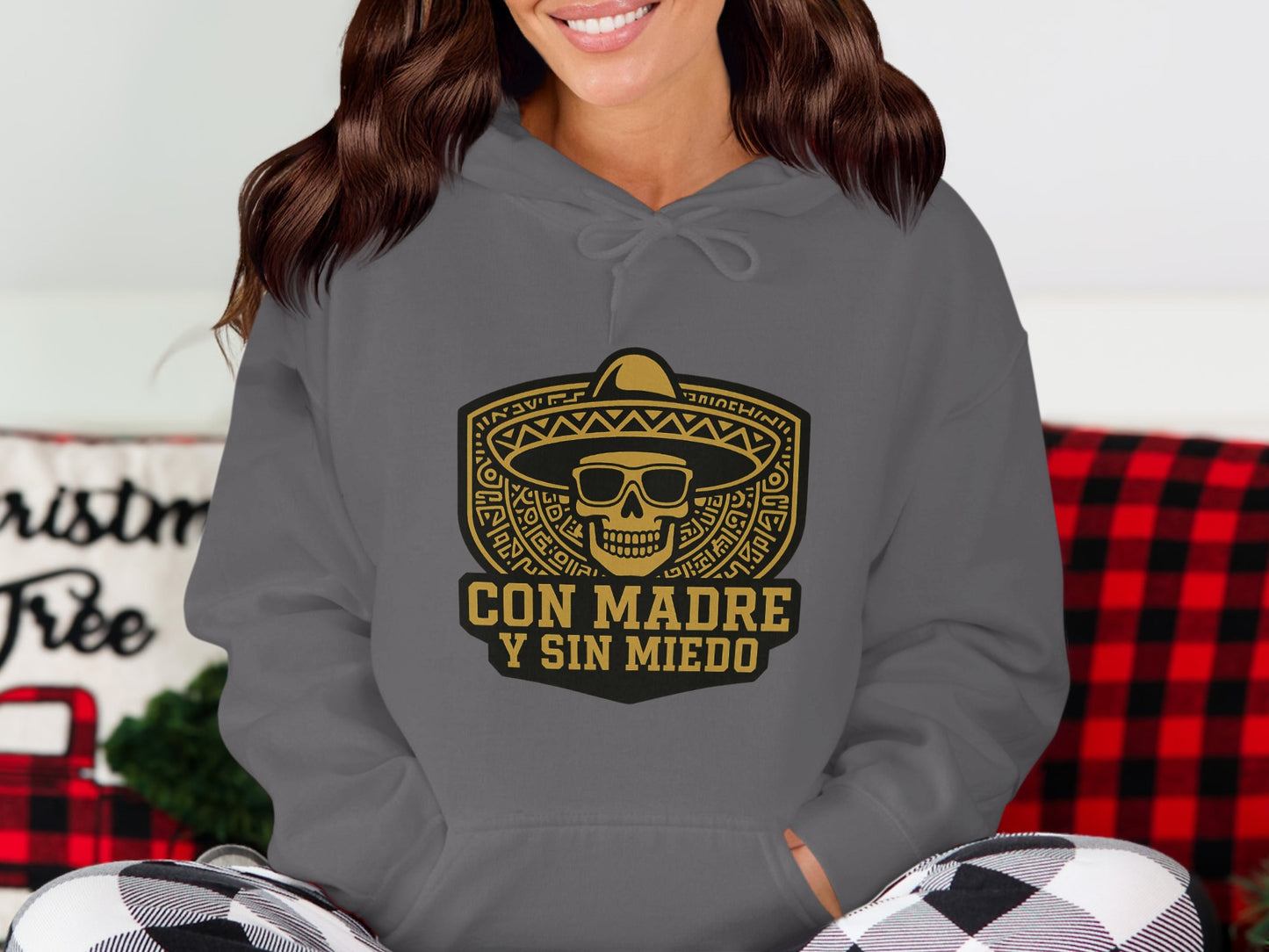 Con Madre Y Sin Miedo Funny Graphic Hoodie product
