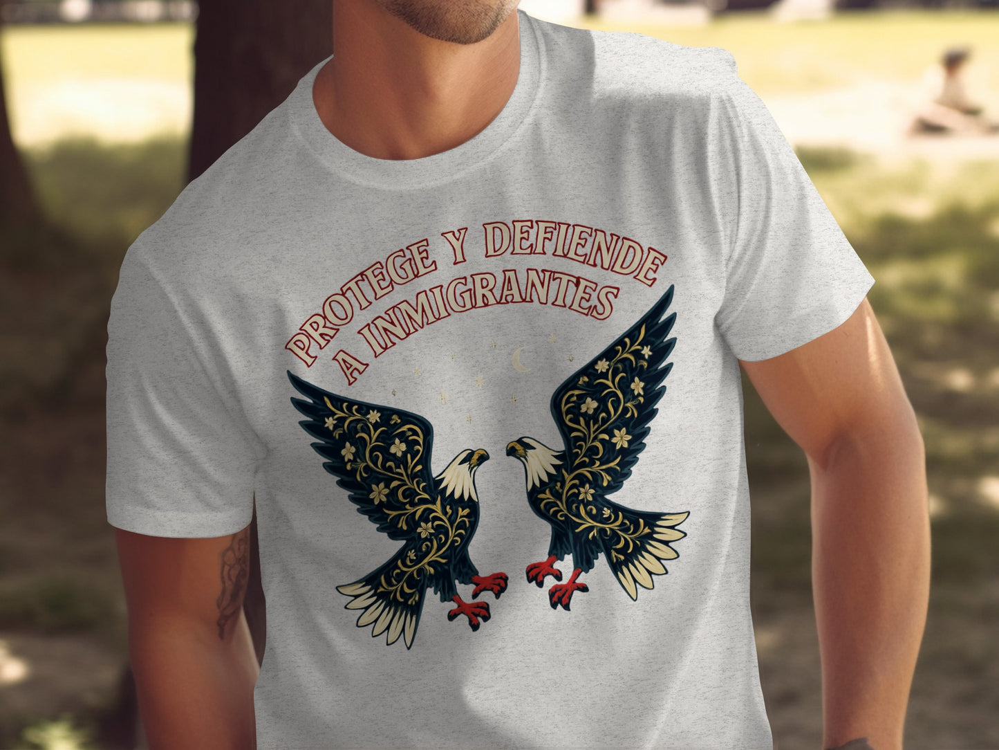 Protege Y Defiende A Inmigrantes T-shirt product
