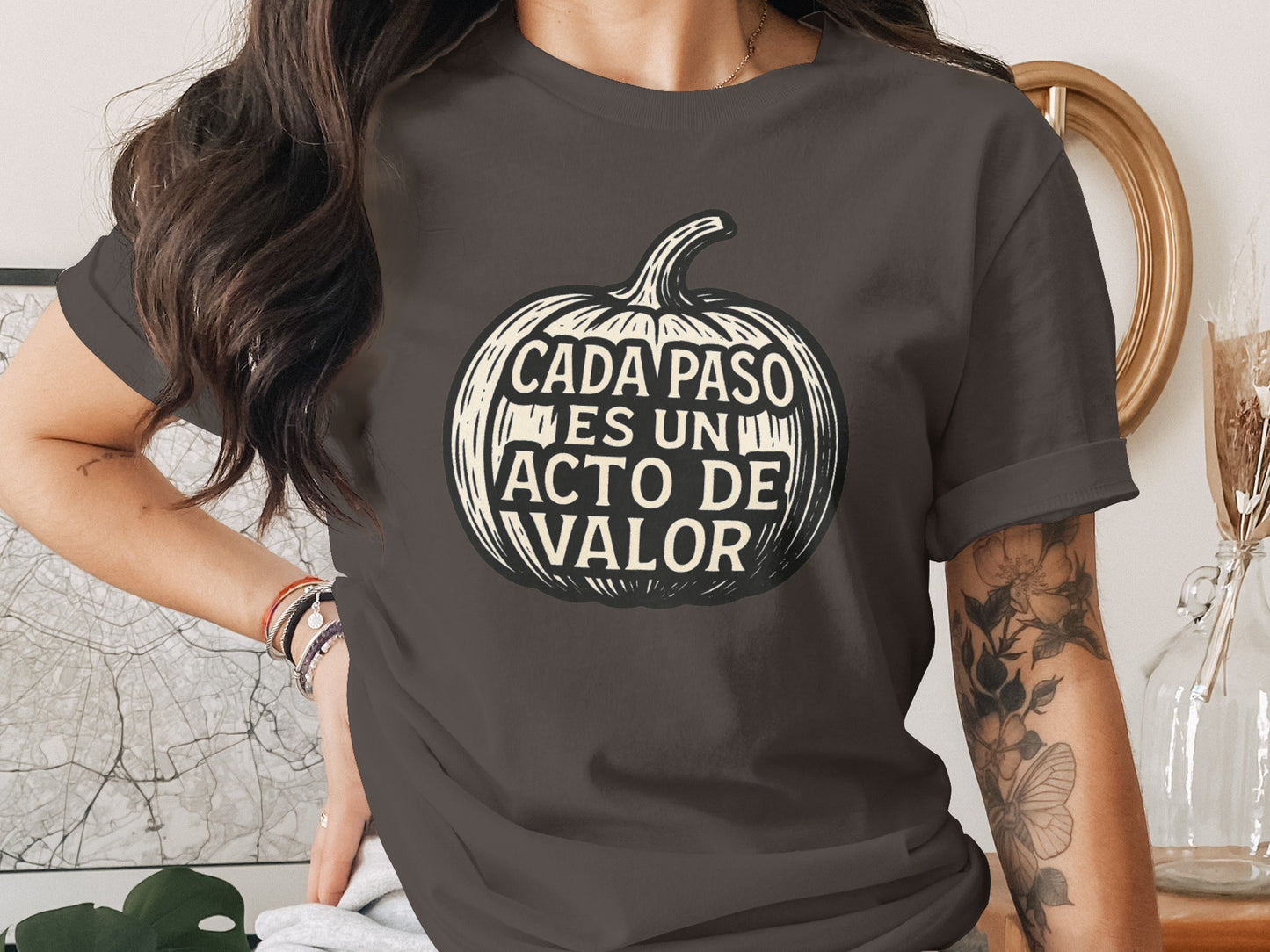 Cada Paso Es Un Acto De Valor Pumpkin T-Shirt product