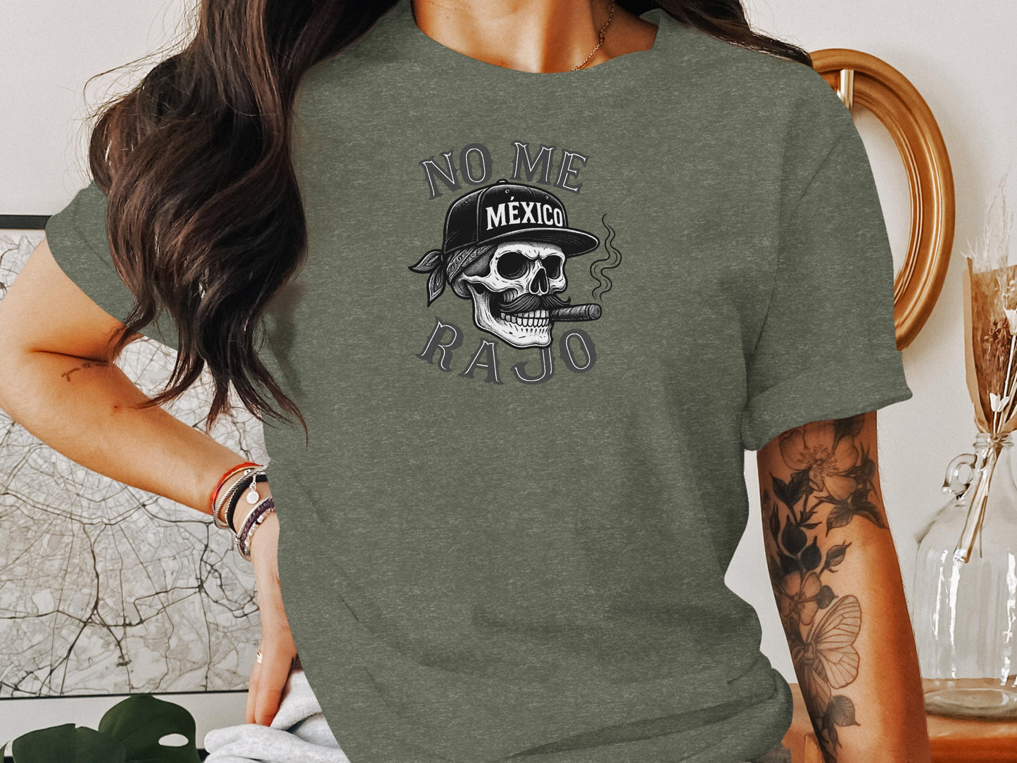 No Me Rajo Skull Graphic T-Shirt product