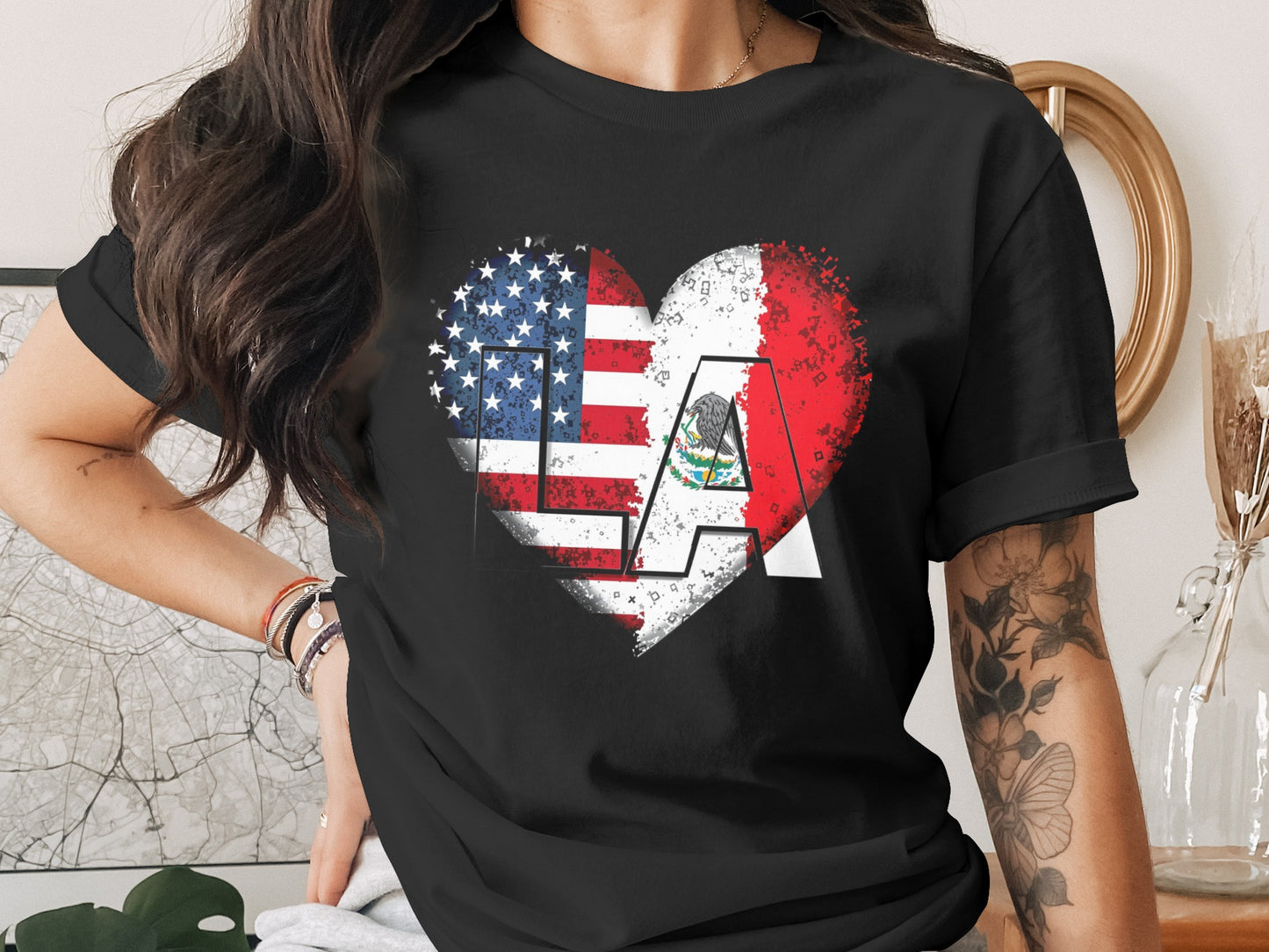 American Mexican Flag Heart Print LA T-shirt product type