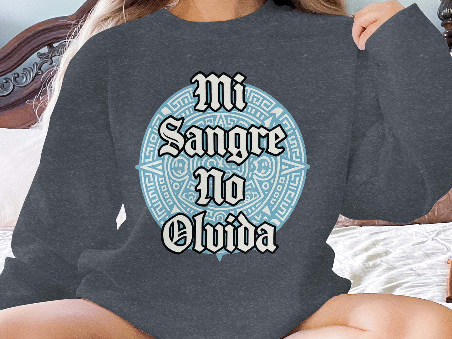 Mi Sangre No Olvida Graphic Long Sleeve Shirt product type