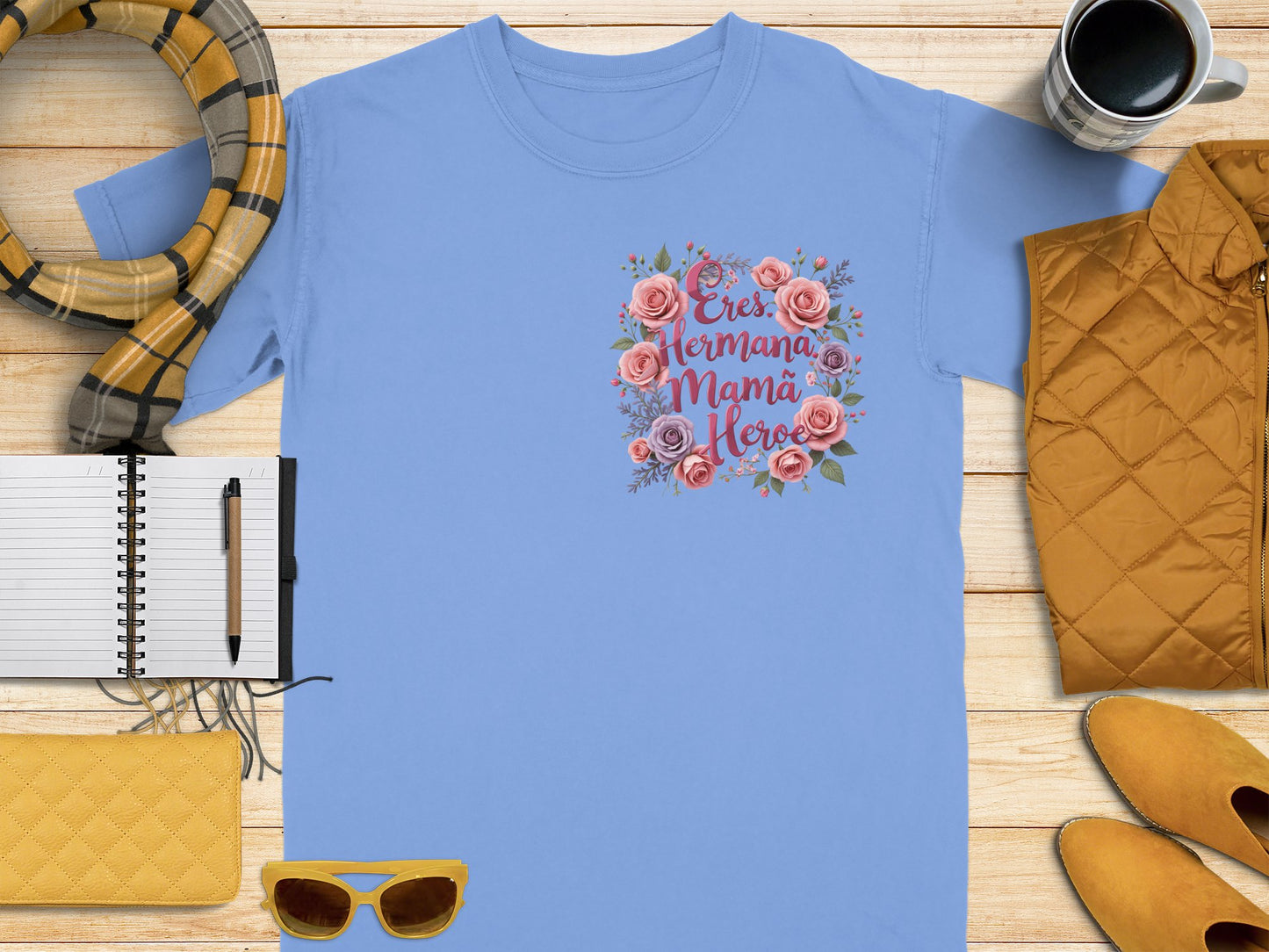 Eres Hermana Mamá Heroe Floral Design T-shirt product type
