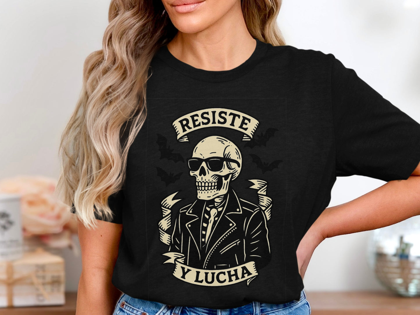Resiste Y Lucha Skull Design Graphic Tee Shirt product type