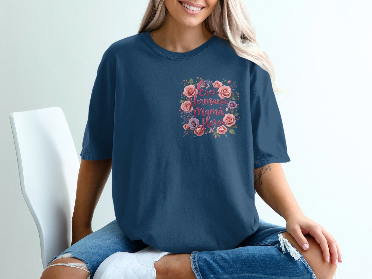 Floral Eres Eterna Mamá Lleva Text Graphic Tee product type