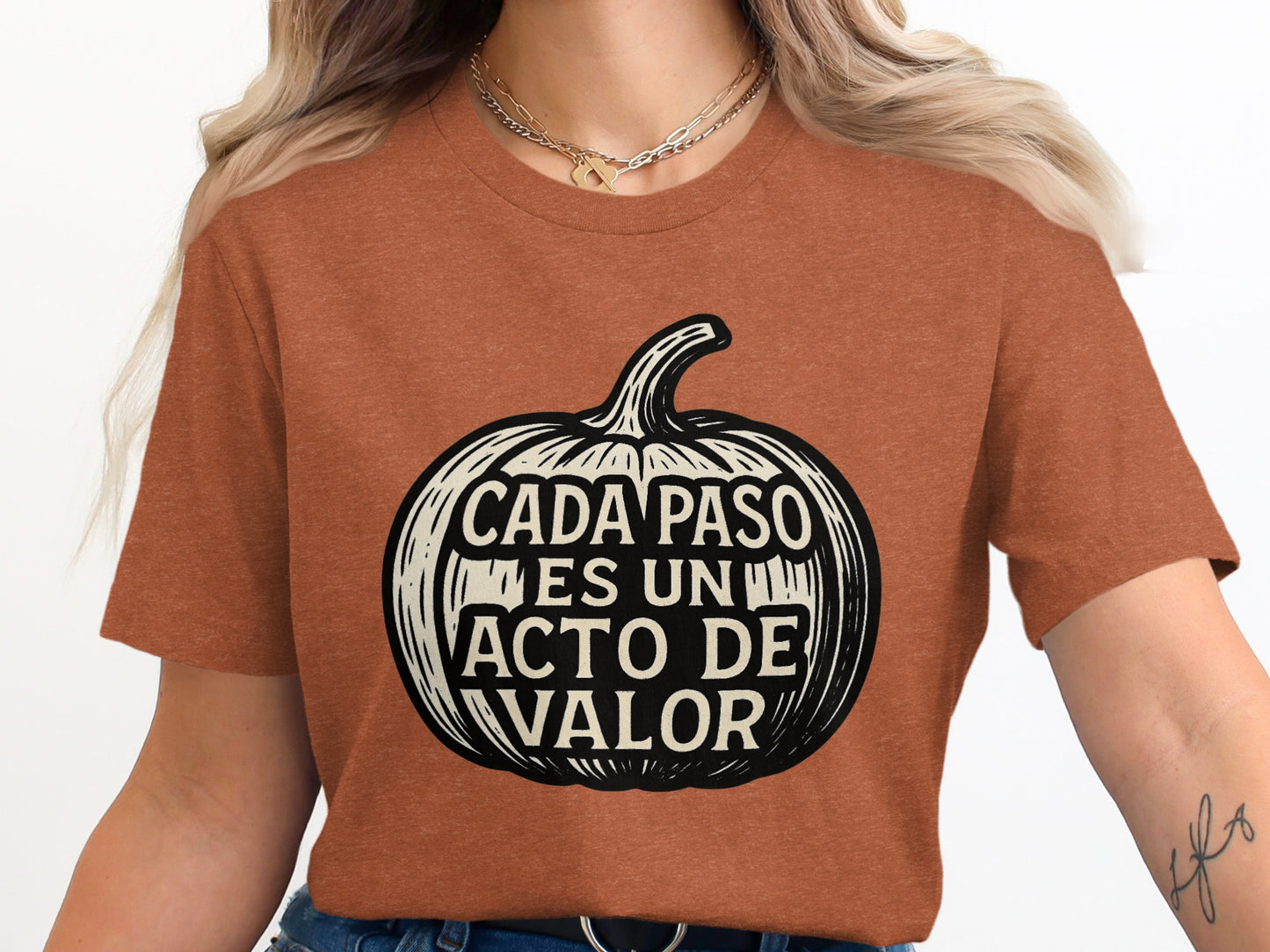 Cada Paso es un Acto de Valor T-shirt product