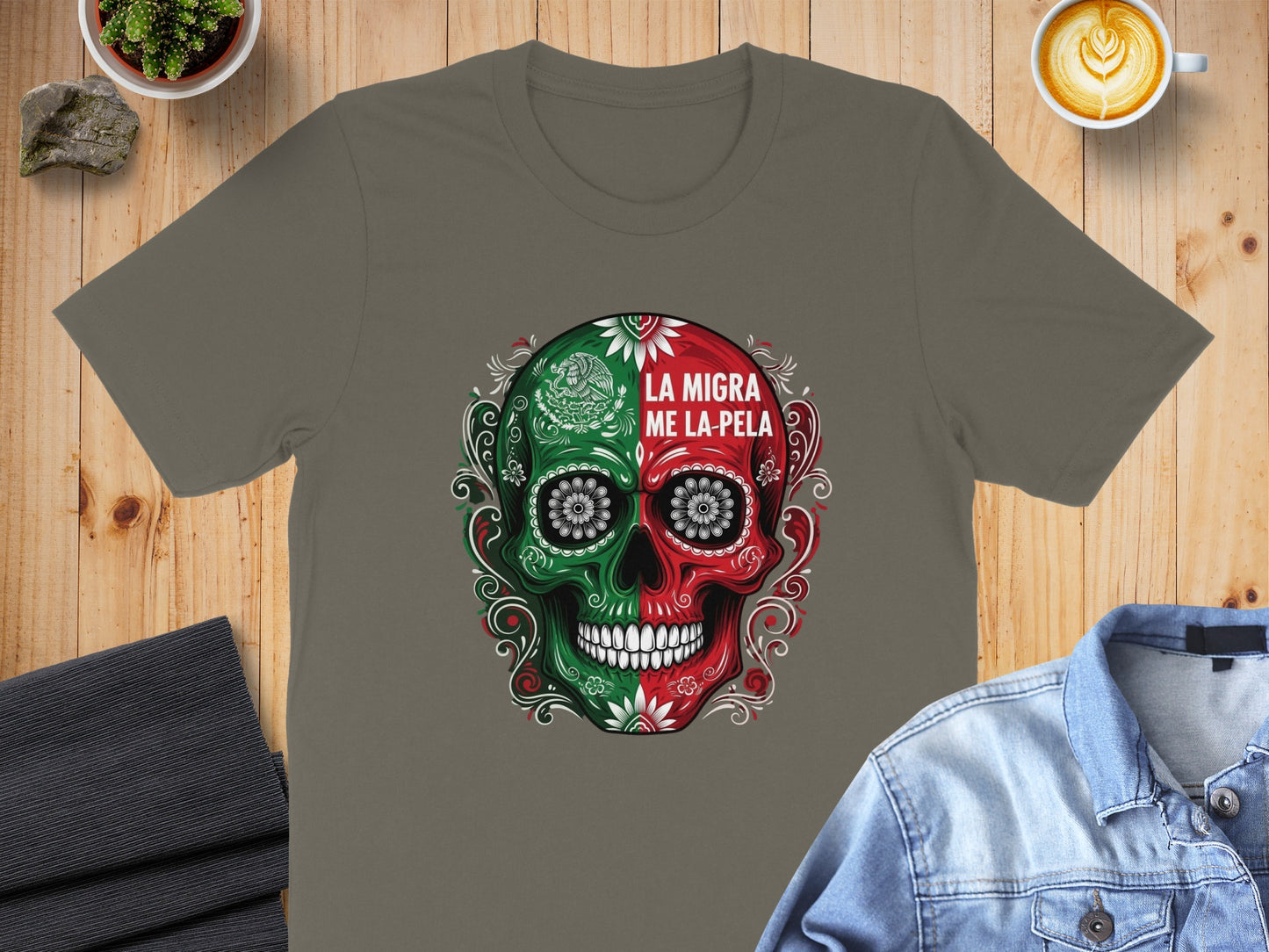 LA MIGRA ME LA PELA Skull Design T-Shirt product