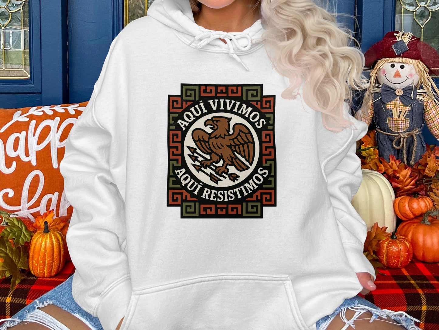 Aquí Vivimos Aquí Resistimos Hoodie product type