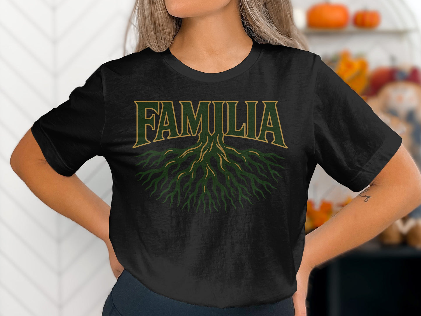 Familia Graphic Design T-Shirt product