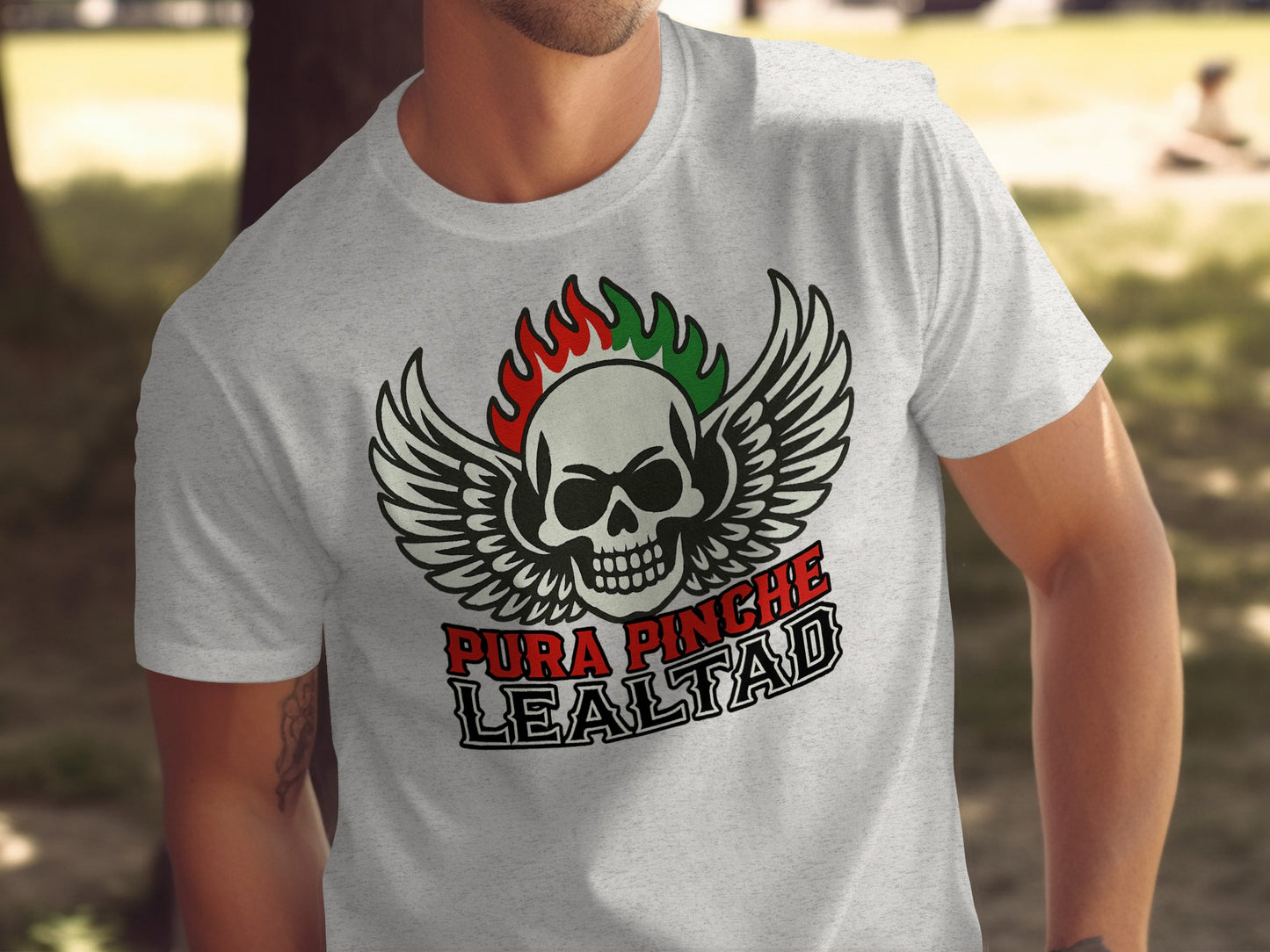 Pura Pinche Lealtad Skull Wing Design Shirt product