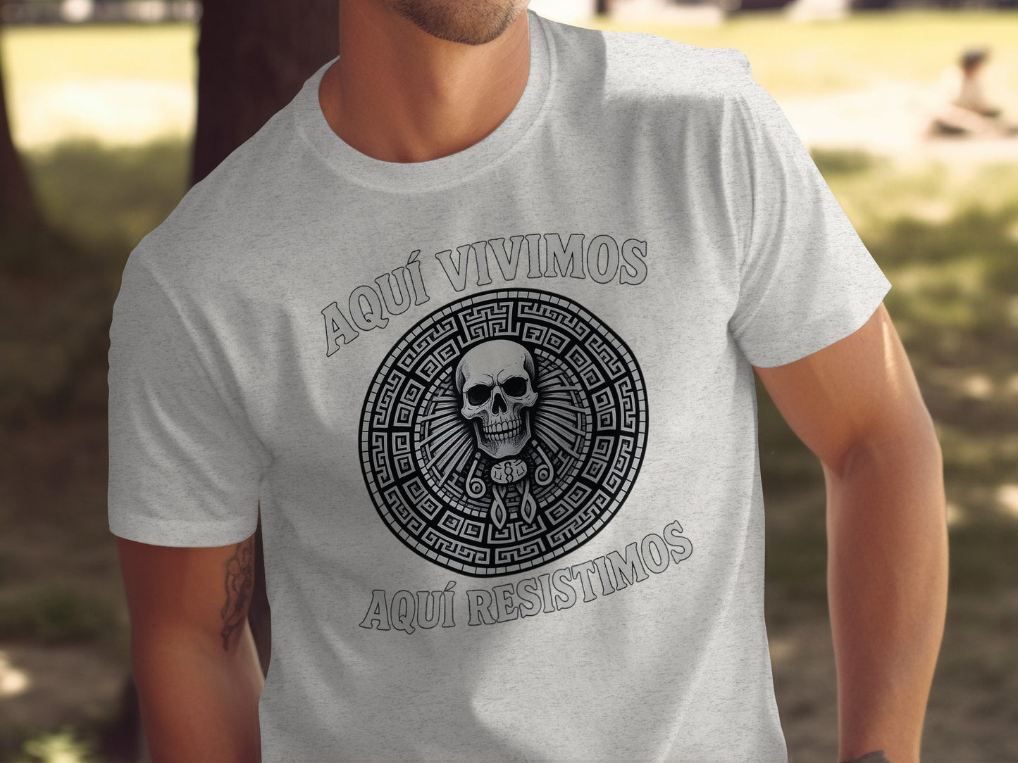 Aquí Vivimos Aquí Resistimos Skull T-shirt product
