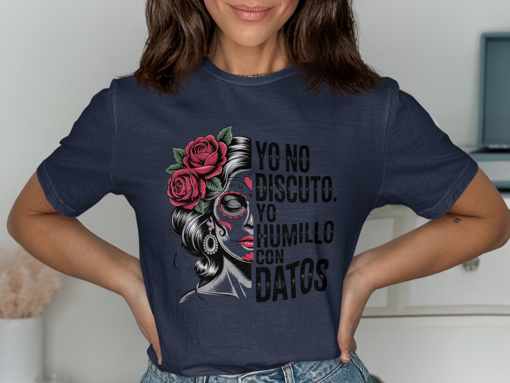 Yo No Discuto Yo Humillo Con Datos T-shirt product