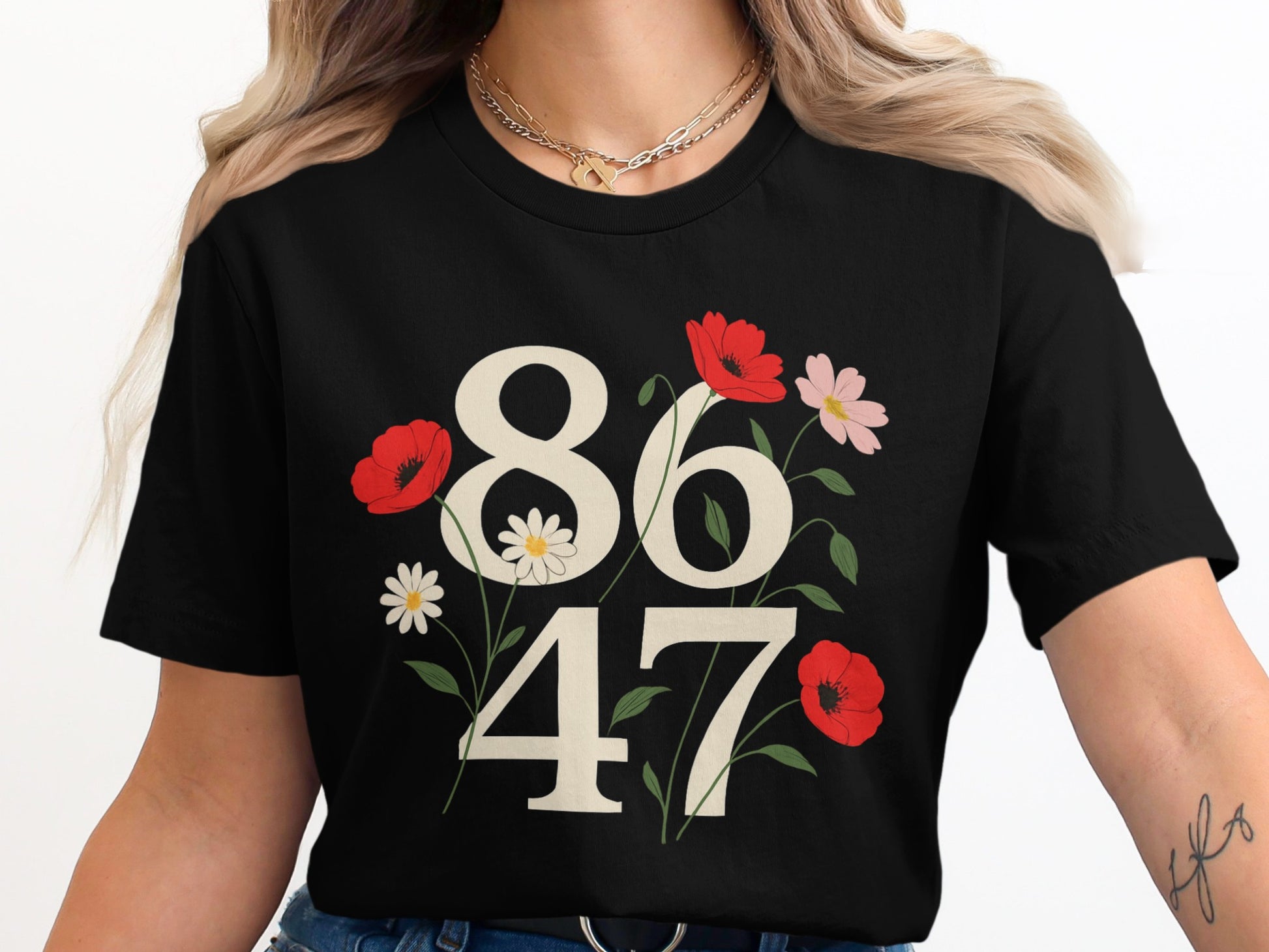 Vintage 86 47 Floral Graphic Black T-shirt product