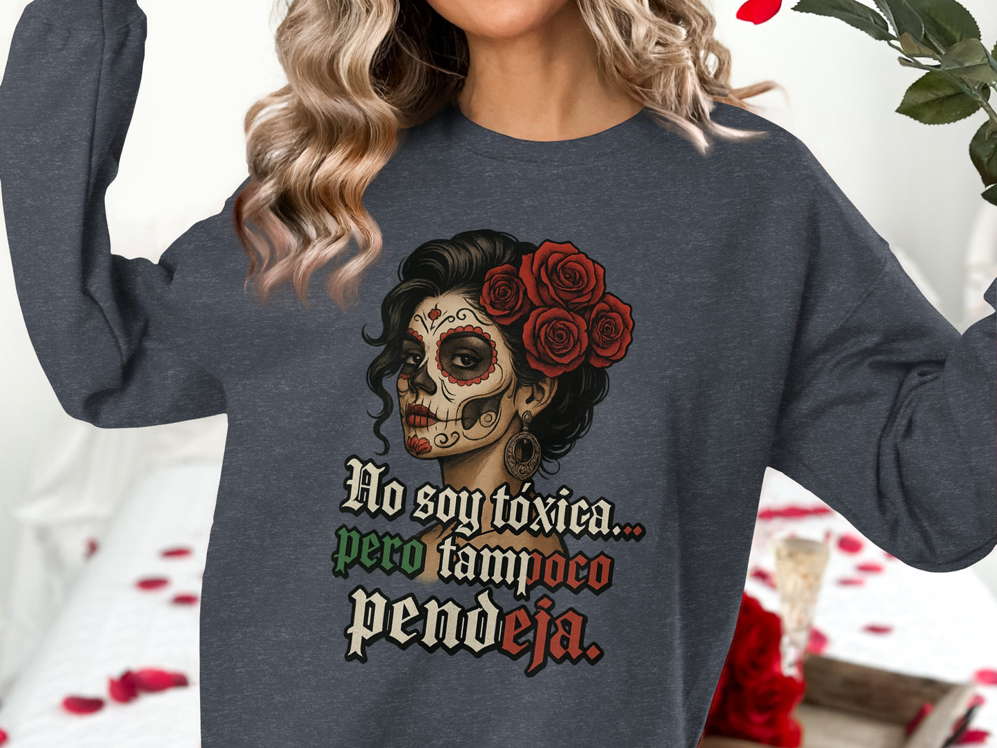 No Soy Tóxica Pero Tampoco Pendeja Shirt product type