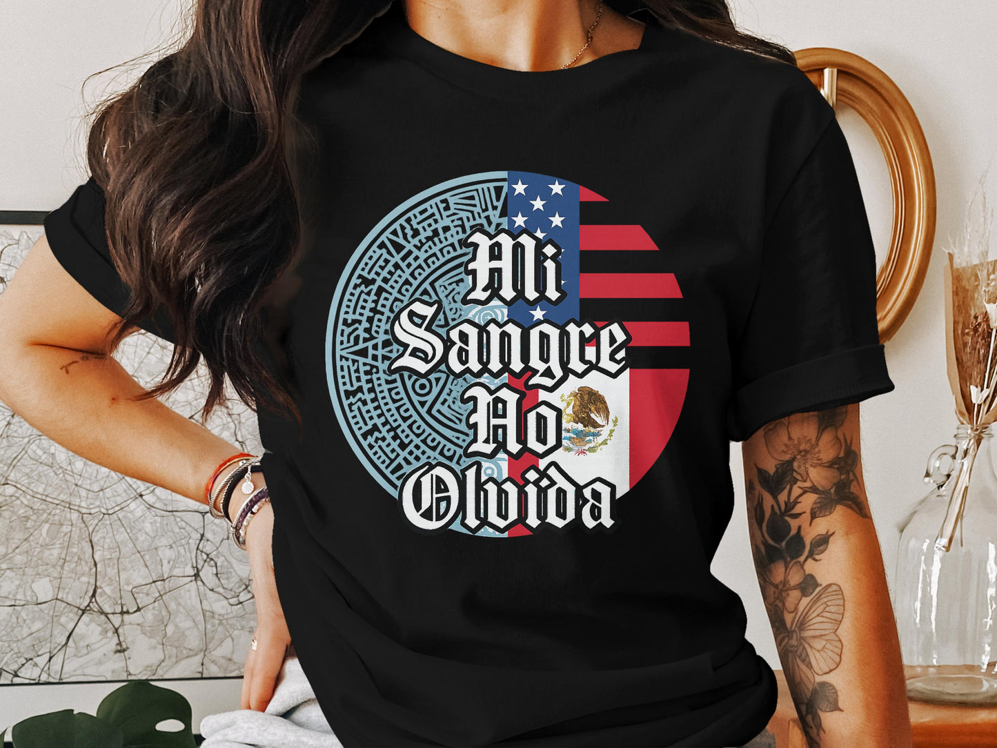 Mi Sangre No Olvida Patriotic Graphic T-Shirt product