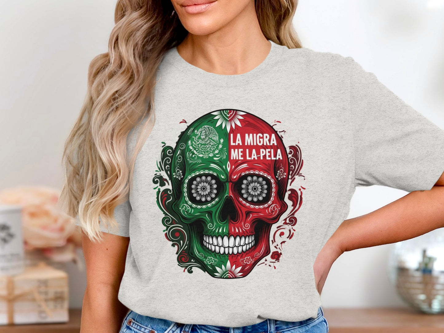 La Migra Me La Pela Skull Graphic T-shirt product