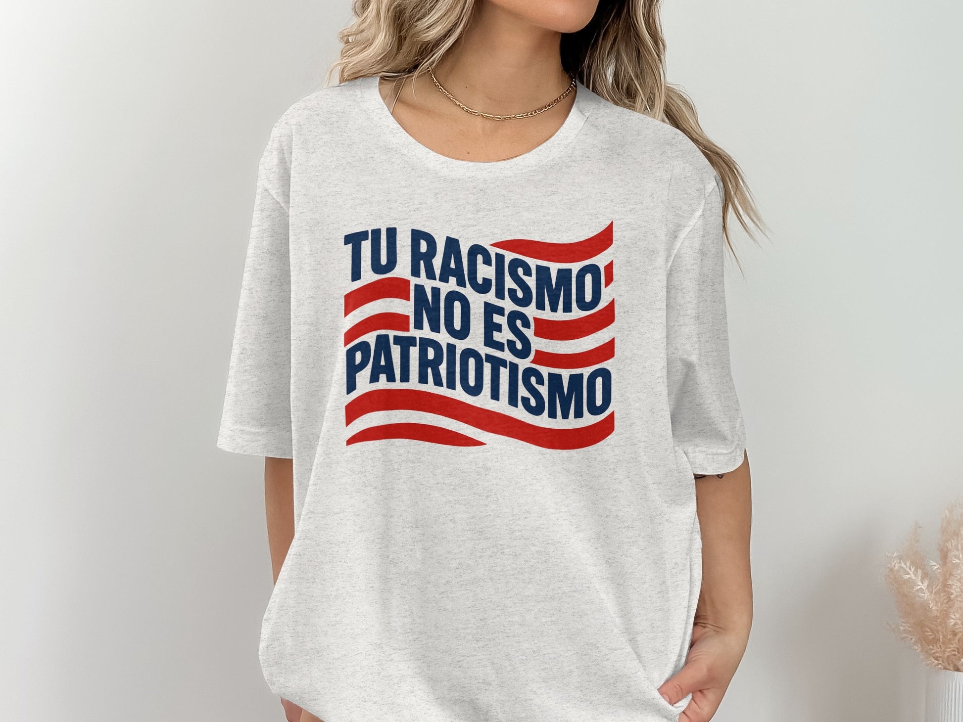 Tu Racismo No Es Patriotismo Graphic Shirt product type