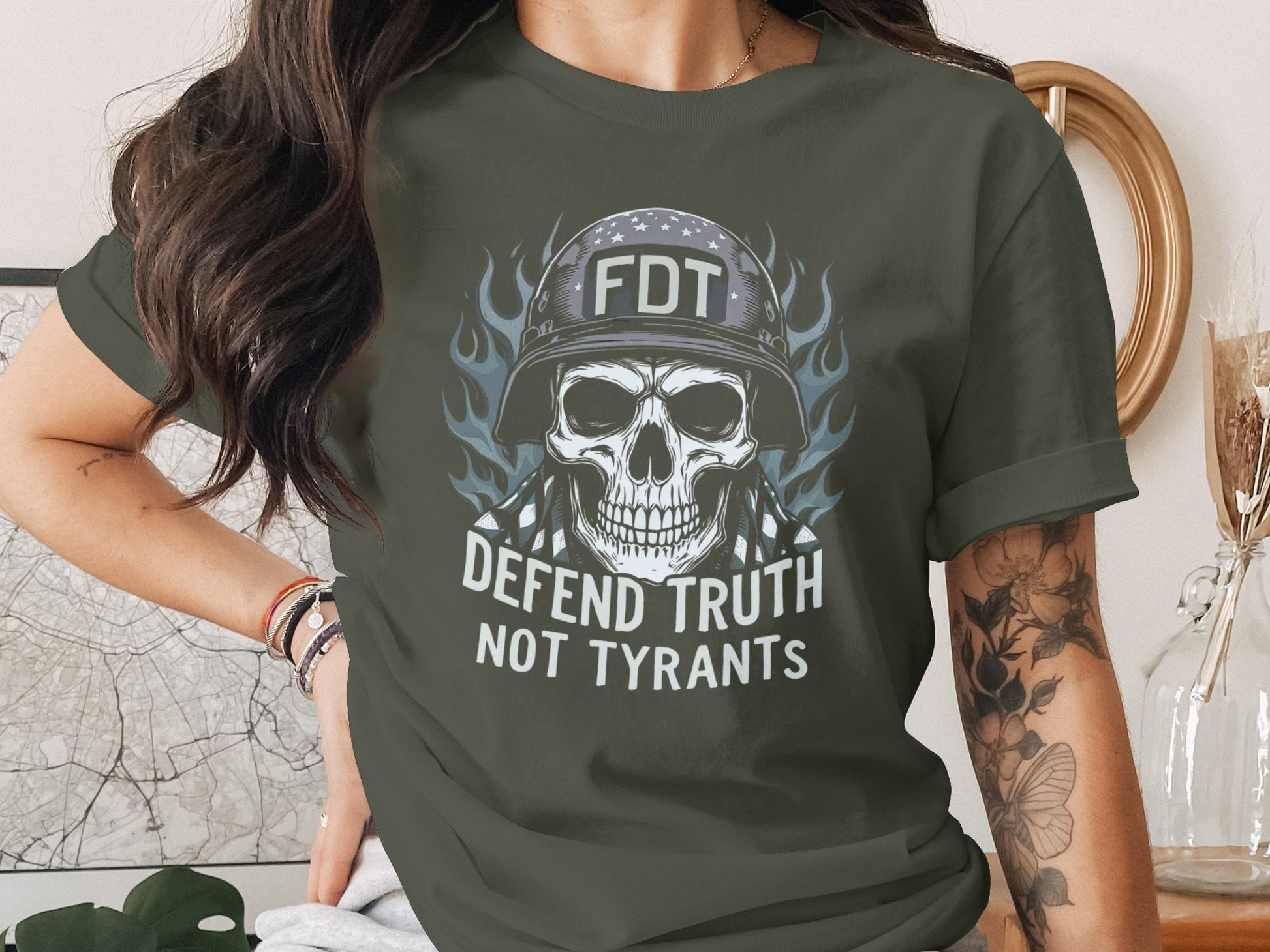 Defend Truth Not Tyrants Graphic T-Shirt
