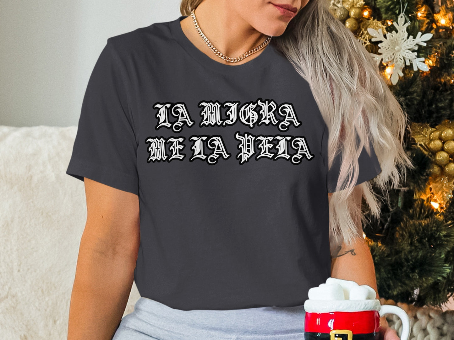 LA MIGRA ME LA PELA Graphic Tees Christmas Gift