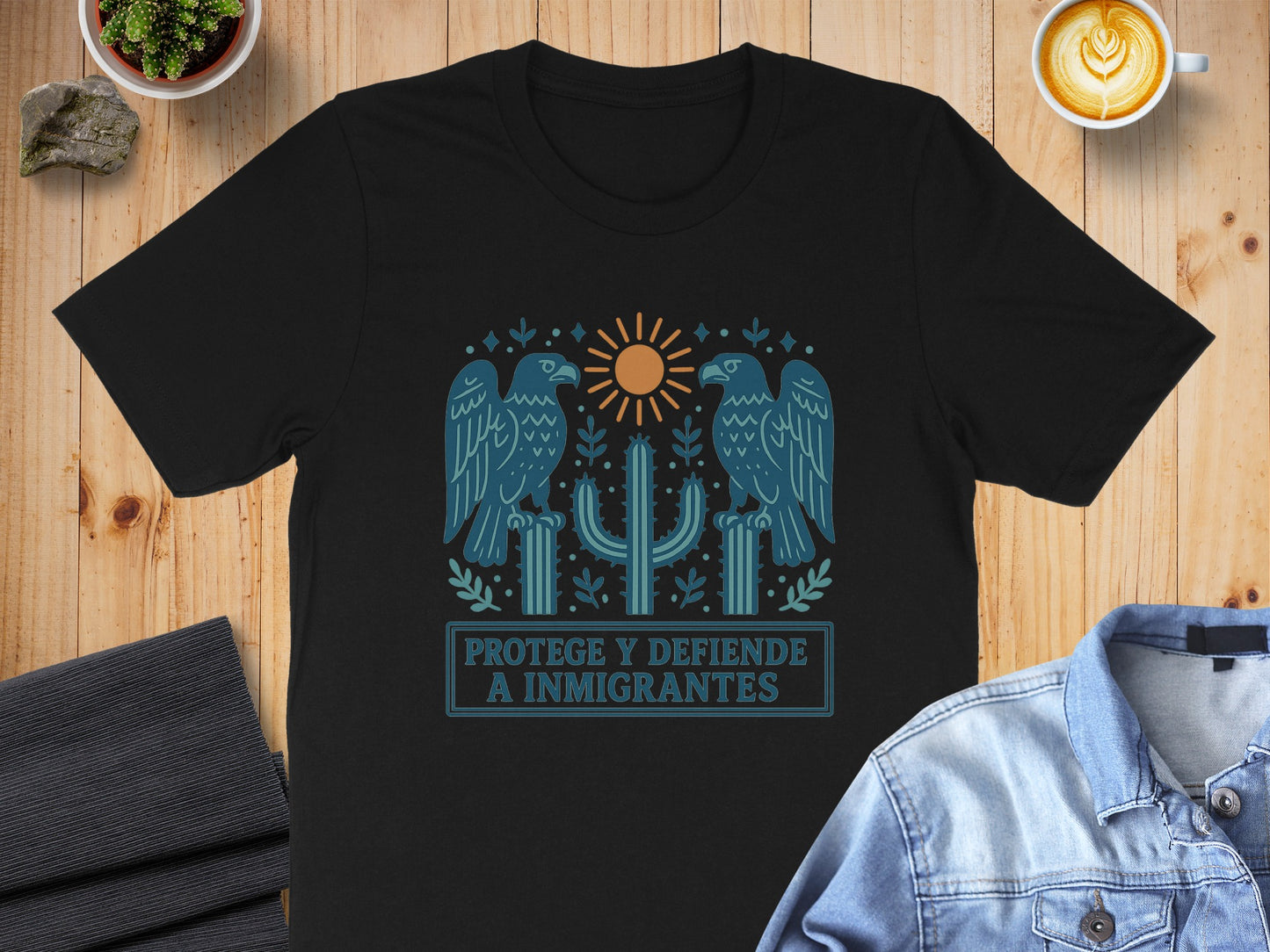 Protege y Defiende a Inmigrantes T-shirt product