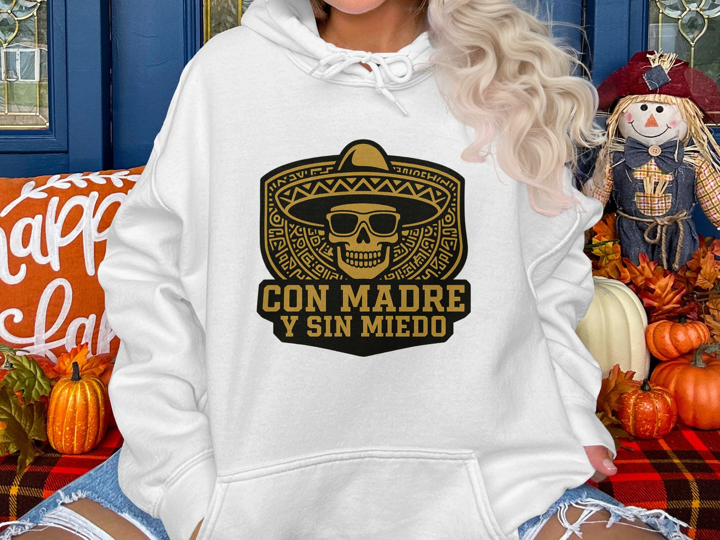 Con Madre Y Sin Miedo Skull Hoodie product