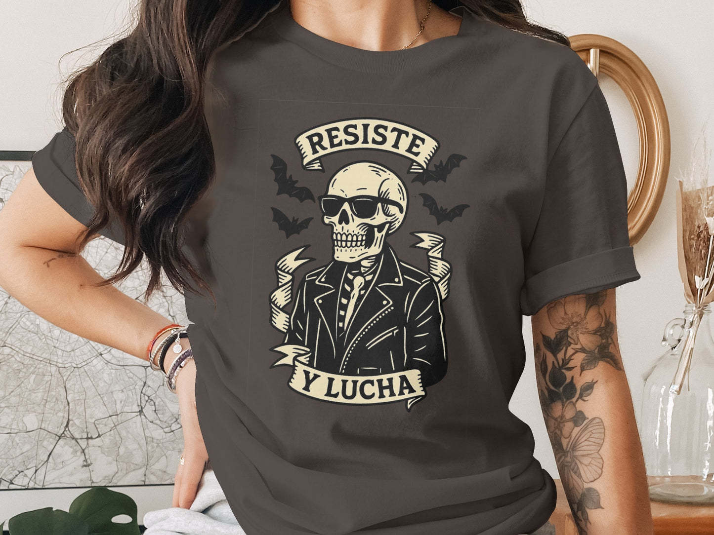 Resiste Y Lucha Skeleton Graphic Design Shirt product