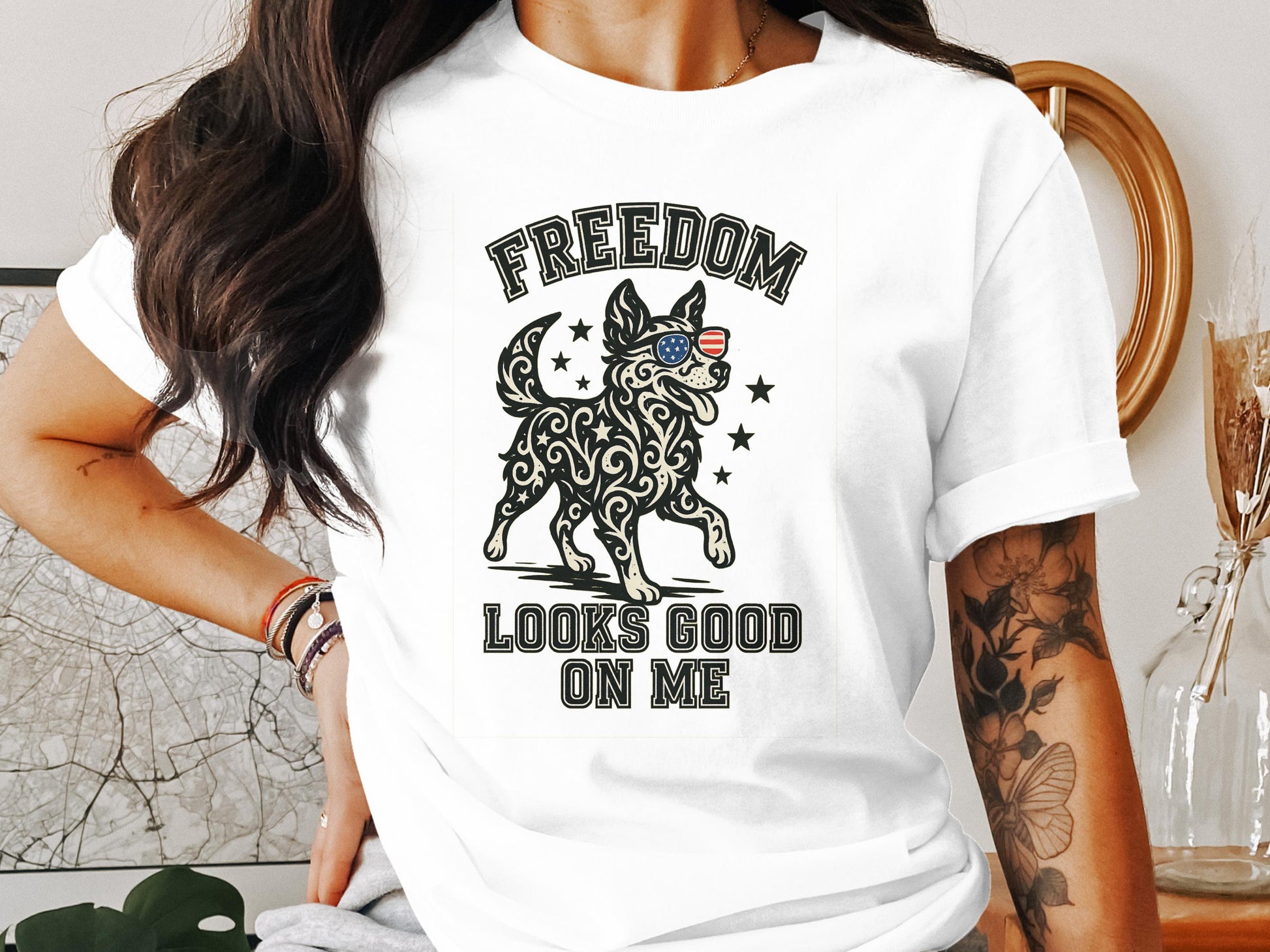 Freedom Looks Good On Me Graphic Tee product