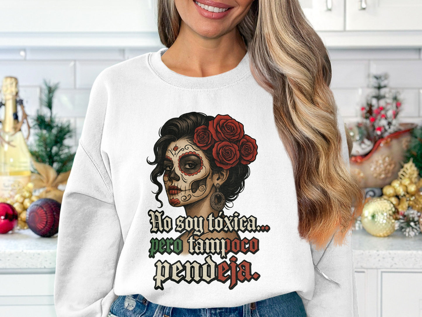 No Soy Toxica Pero Tampoco Pendeja Sweatshirt product