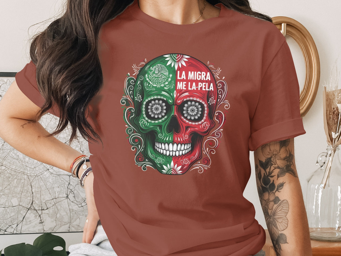 Unique Skull Design La Migra Me La Pela T-shirt product type
