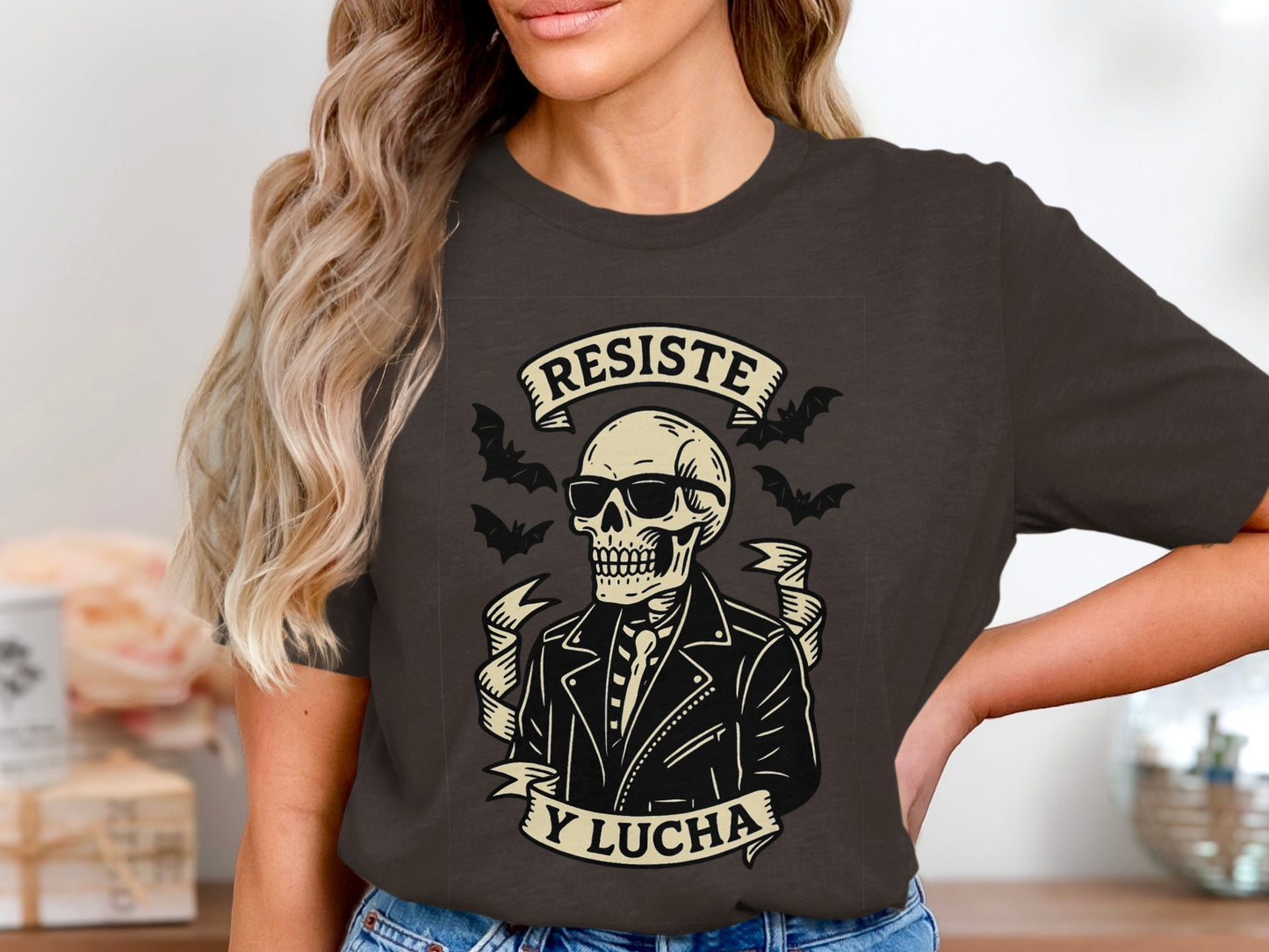Skull and Bats Graphic Tee Resiste y Lucha Shirt product type