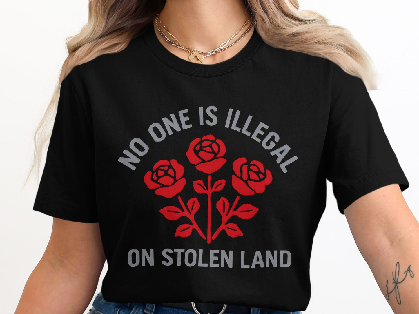 No One Is Illegal On Stolen Land graphic T-shirt