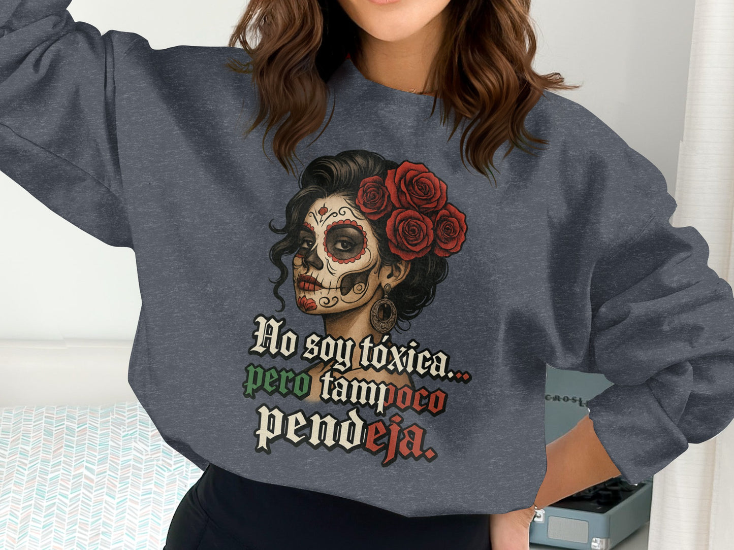 No Soy Toxica Graphic Print Long Sleeve Top product type