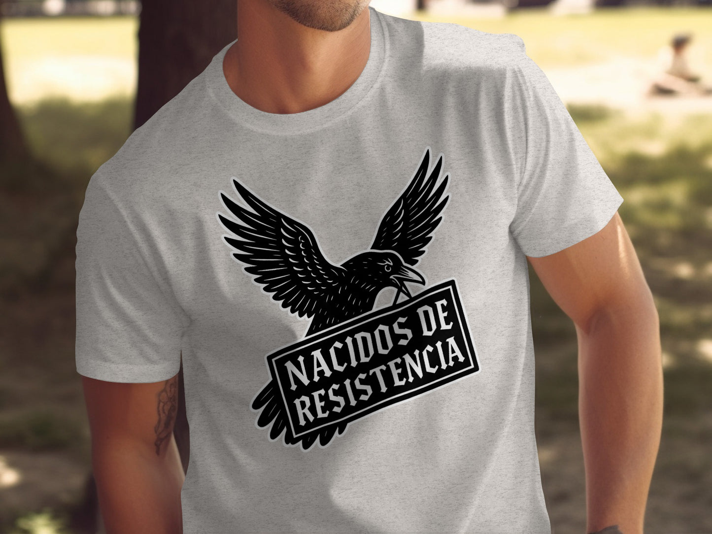 Nacidos de Resistencia Graphic T-shirt product
