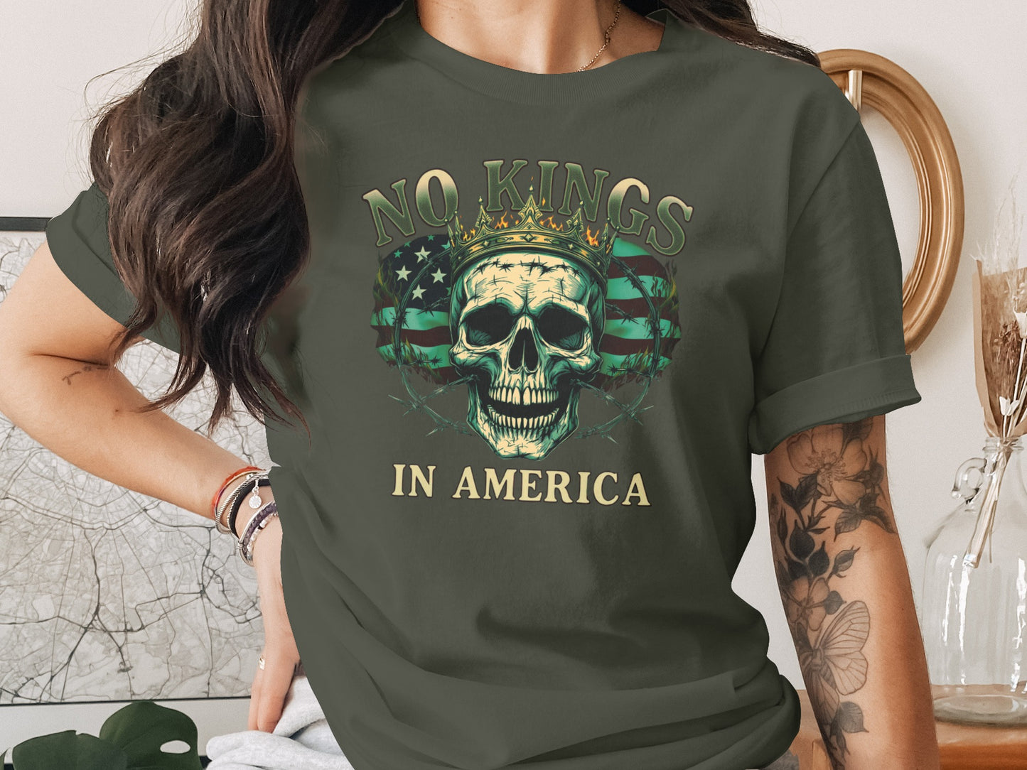No Kings In America Skull Graphic Tee product