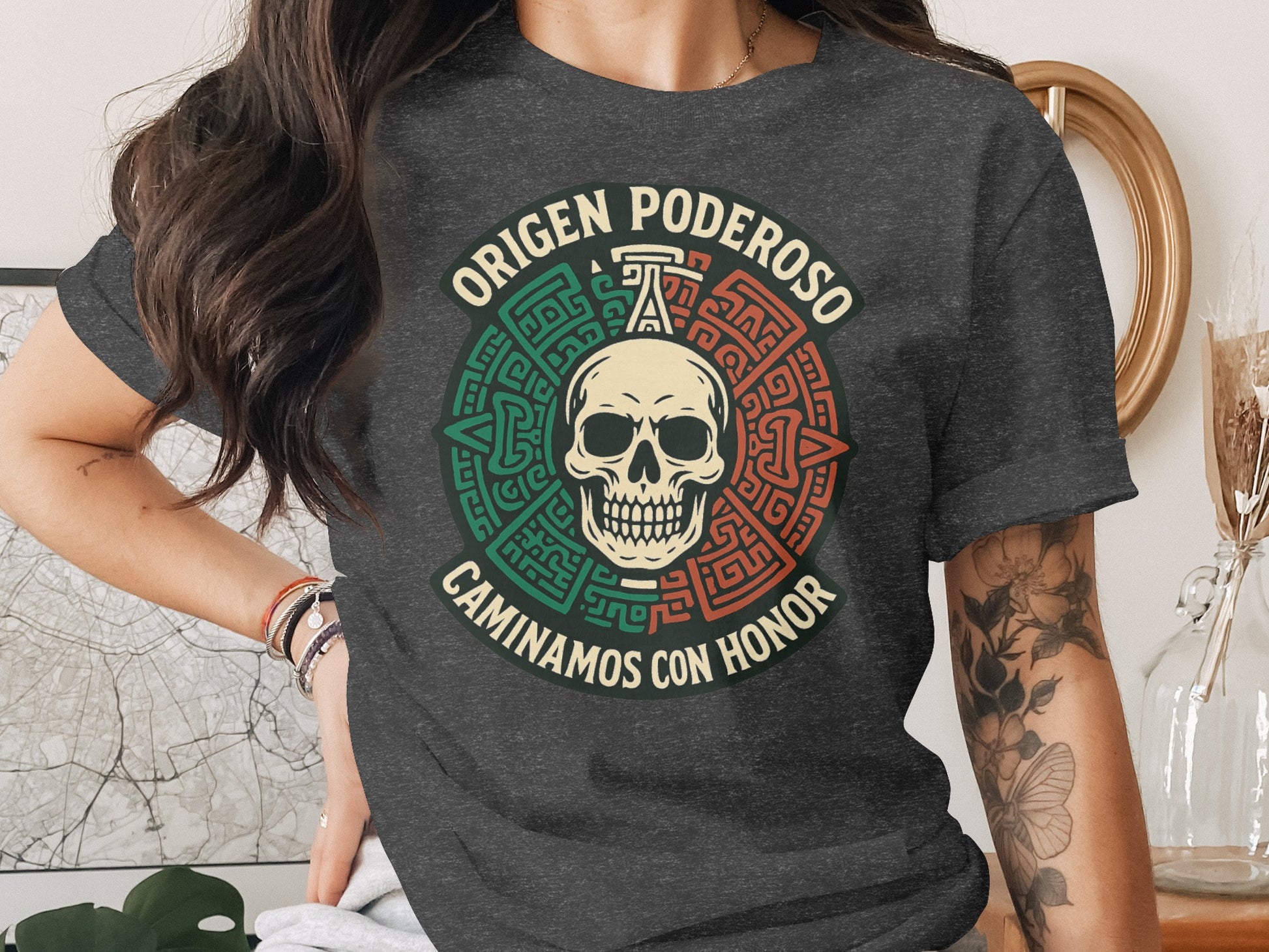 Origen Poderoso Caminamos Con Honor Graphic T-Shirt product type