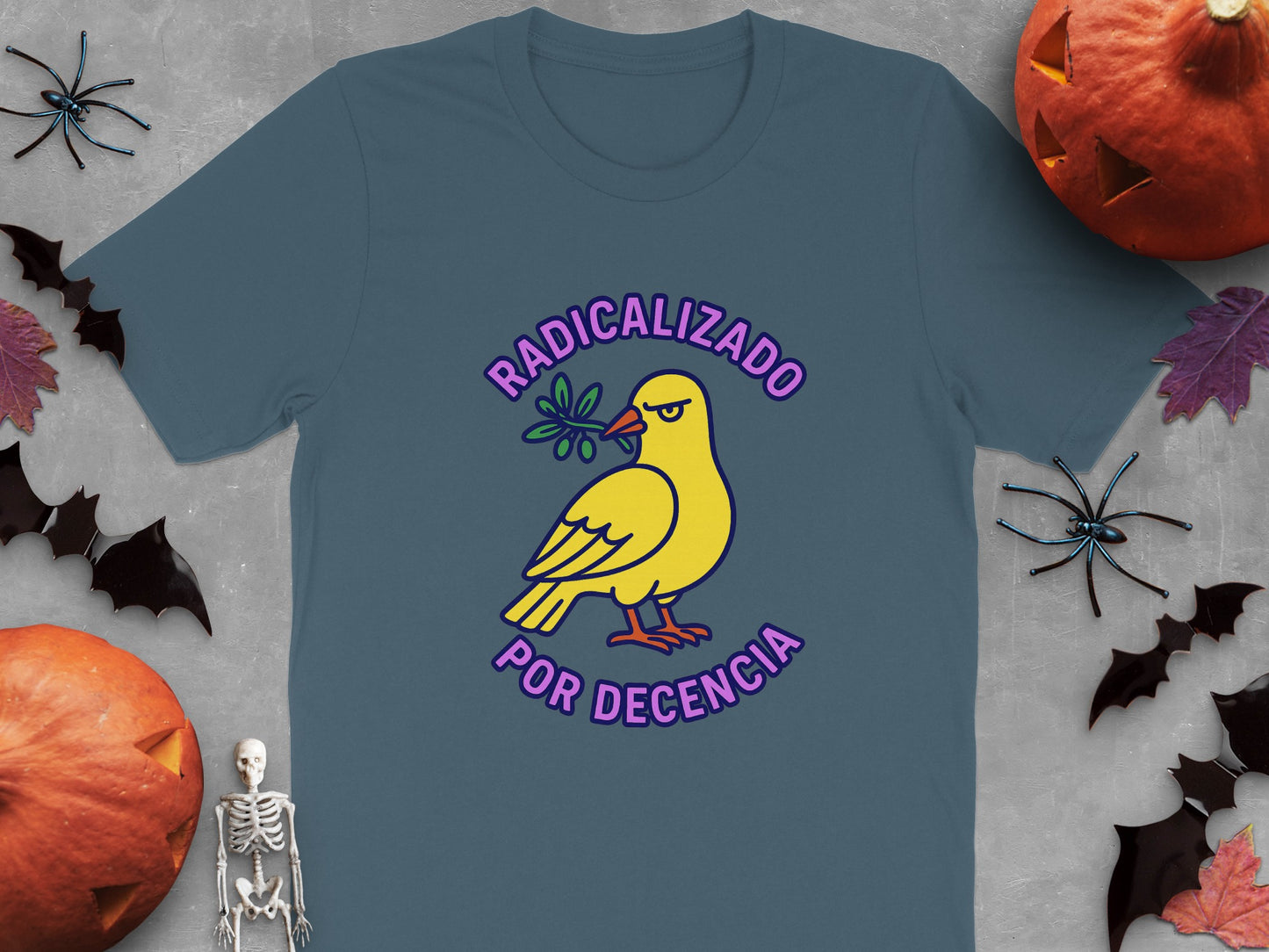 Radicalized Por Decencia Graphic T-Shirt product type