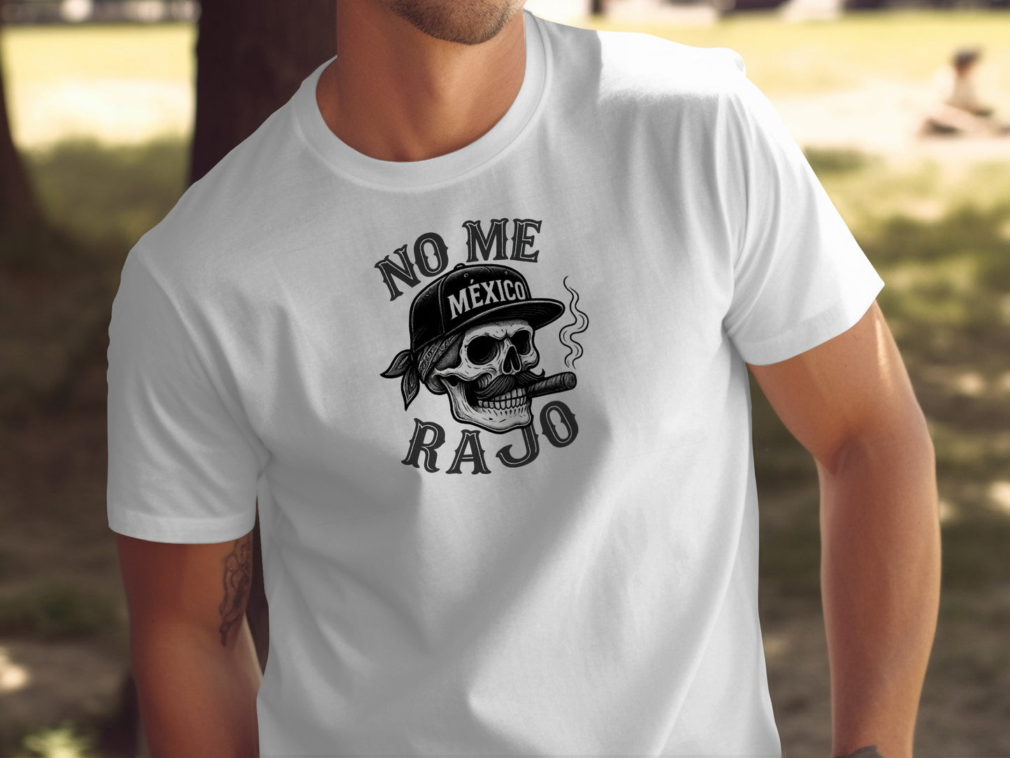 No Me Rajó Skull and Cap Graphic T-shirt product