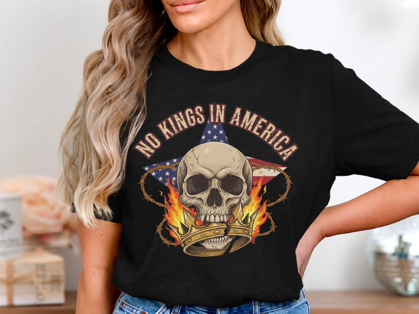 No Kings In America Skull Graphic Tee Product