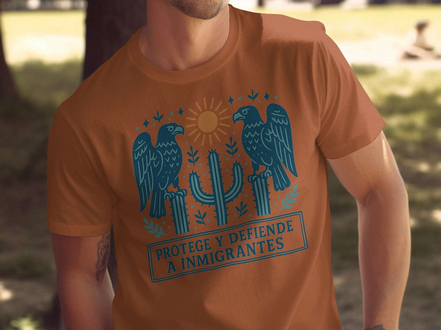 Protege Y Defiende A Inmigrantes T-shirt product
