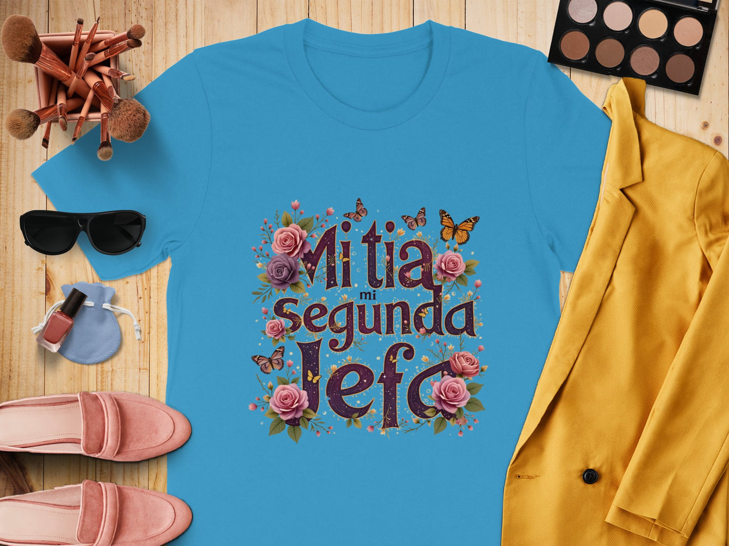 Mi Tía Mi Segunda Jefa Colorful T Shirt Product