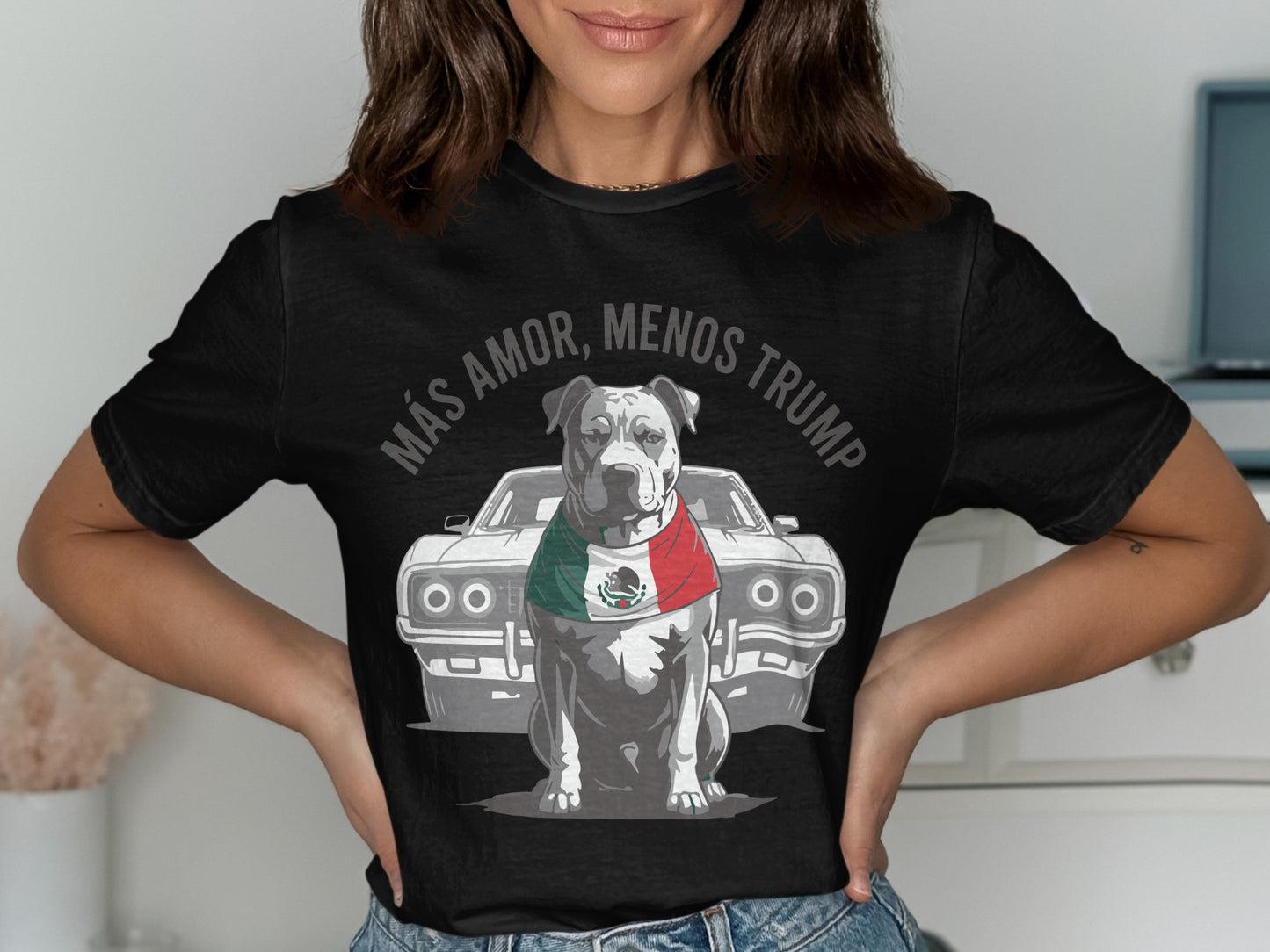 Más Amor Menos Trump Graphic T-shirt product