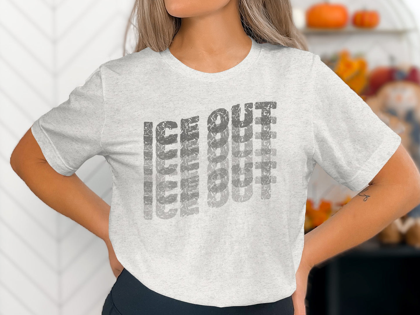 Ice Out Repeated Print Graphic T-Shirt