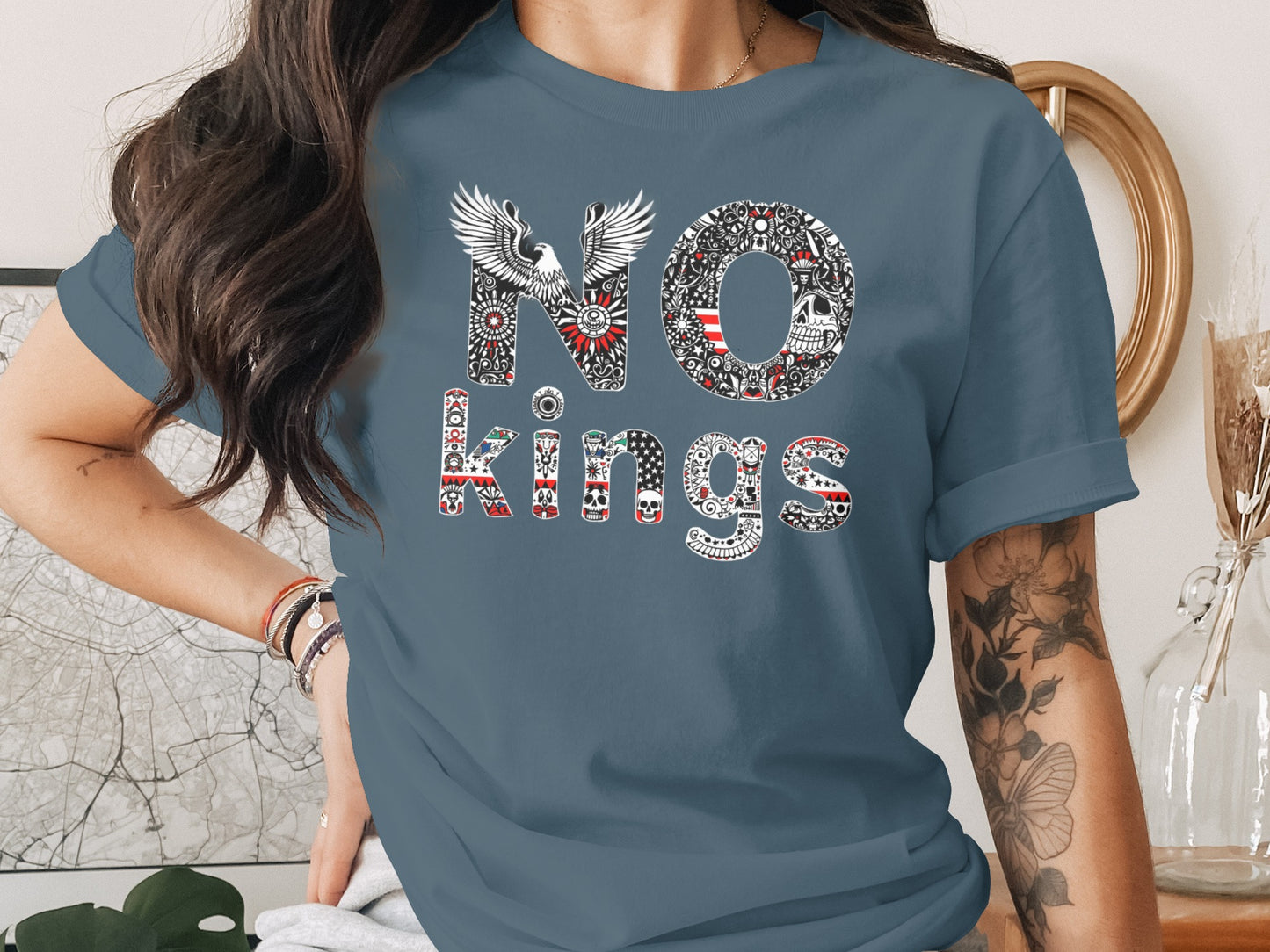 NO Kings Graphic Tee Statement T-shirt product type