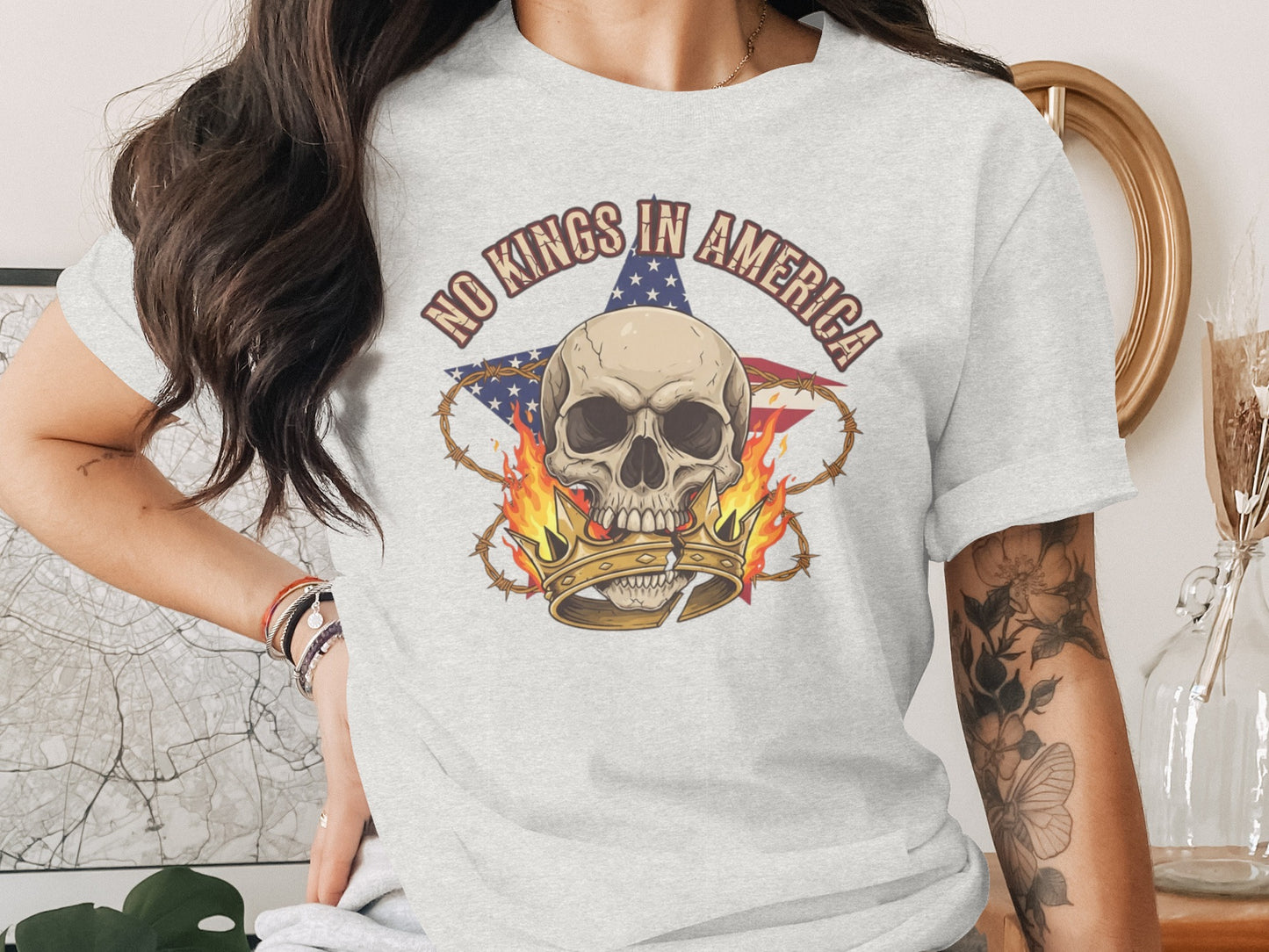 No Kings in America Skull and Crown T-shirt