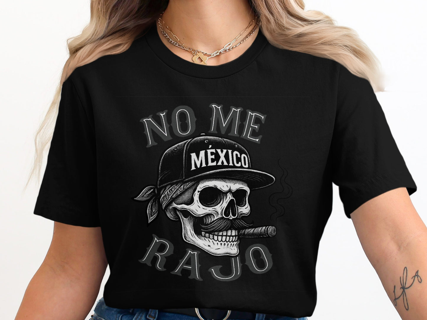 No Me Rajo Mexico Skull Graphic T-Shirt product type