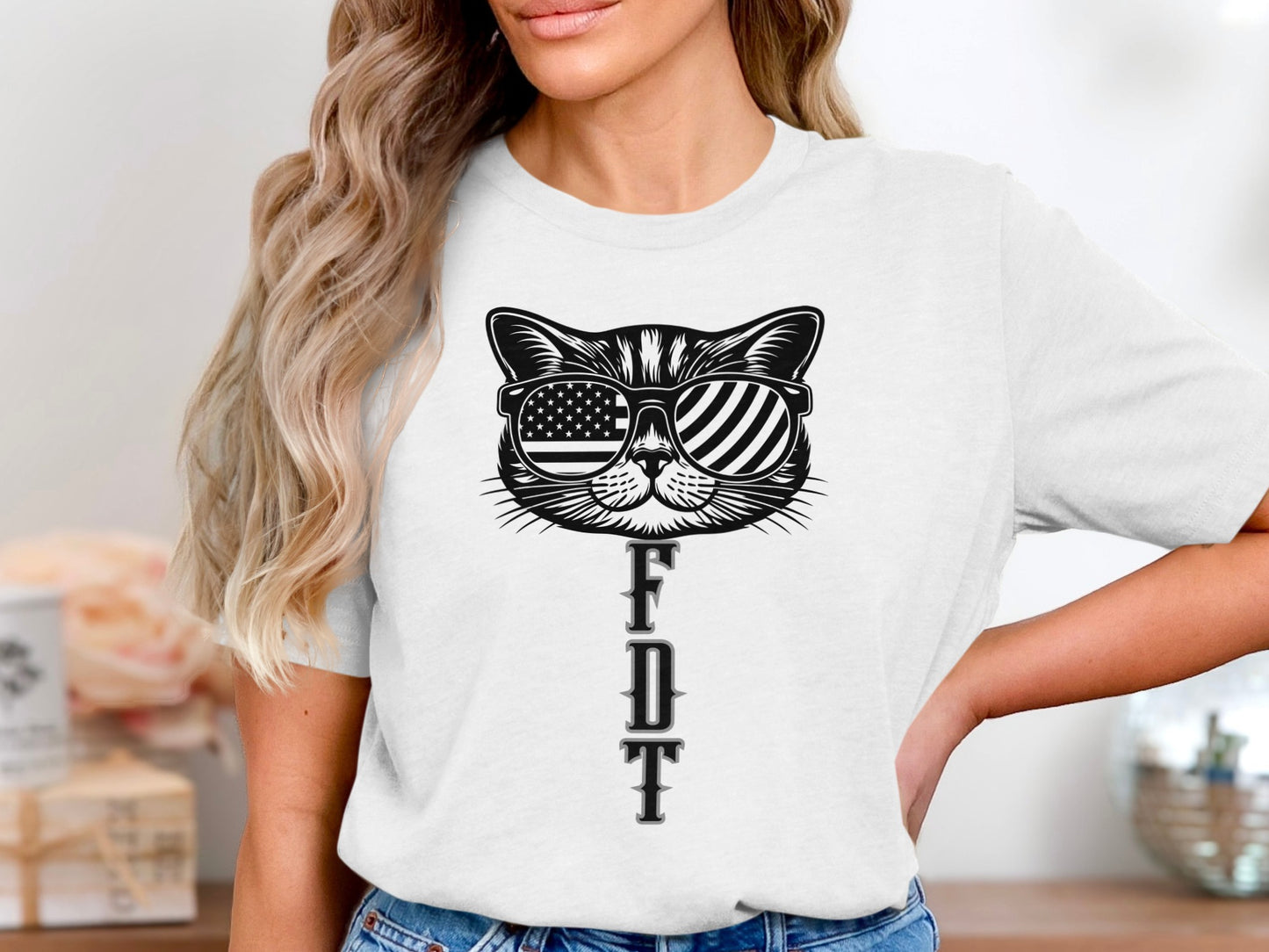 Cool Cat Sunglasses Graphic Women's T-shirt product type
