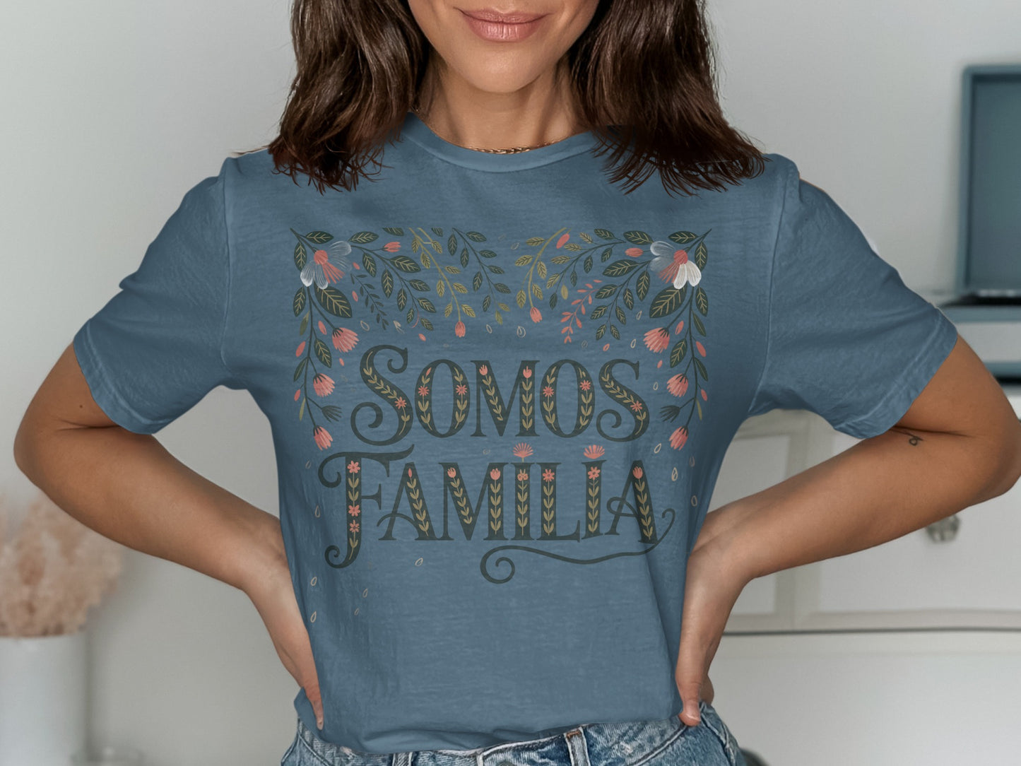 Somos Familia Graphic Tee Casual Wear product