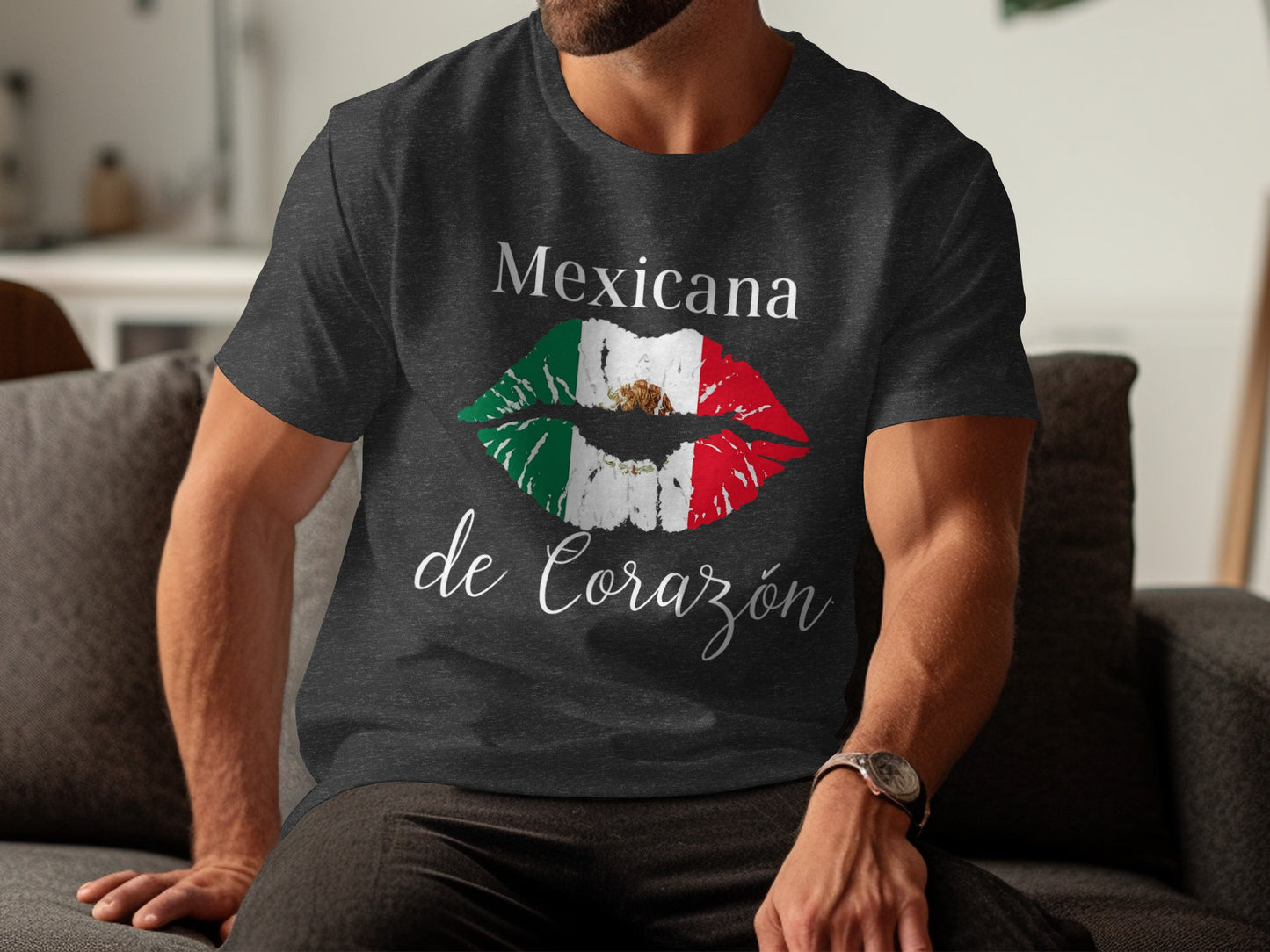 Mexicana de Corazón Lip Print T-shirt product