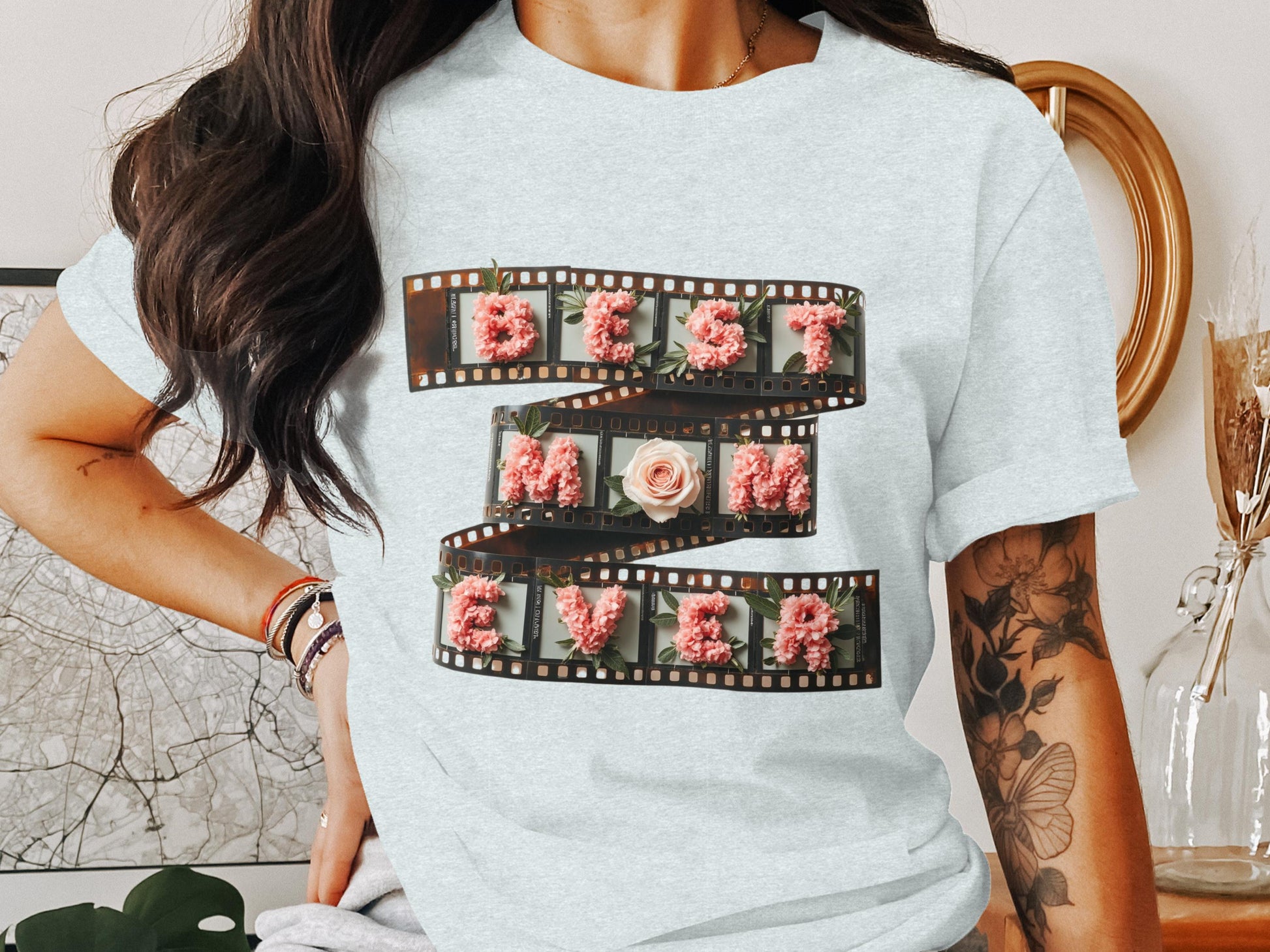 Best Mom Ever Graphic T-Shirt product