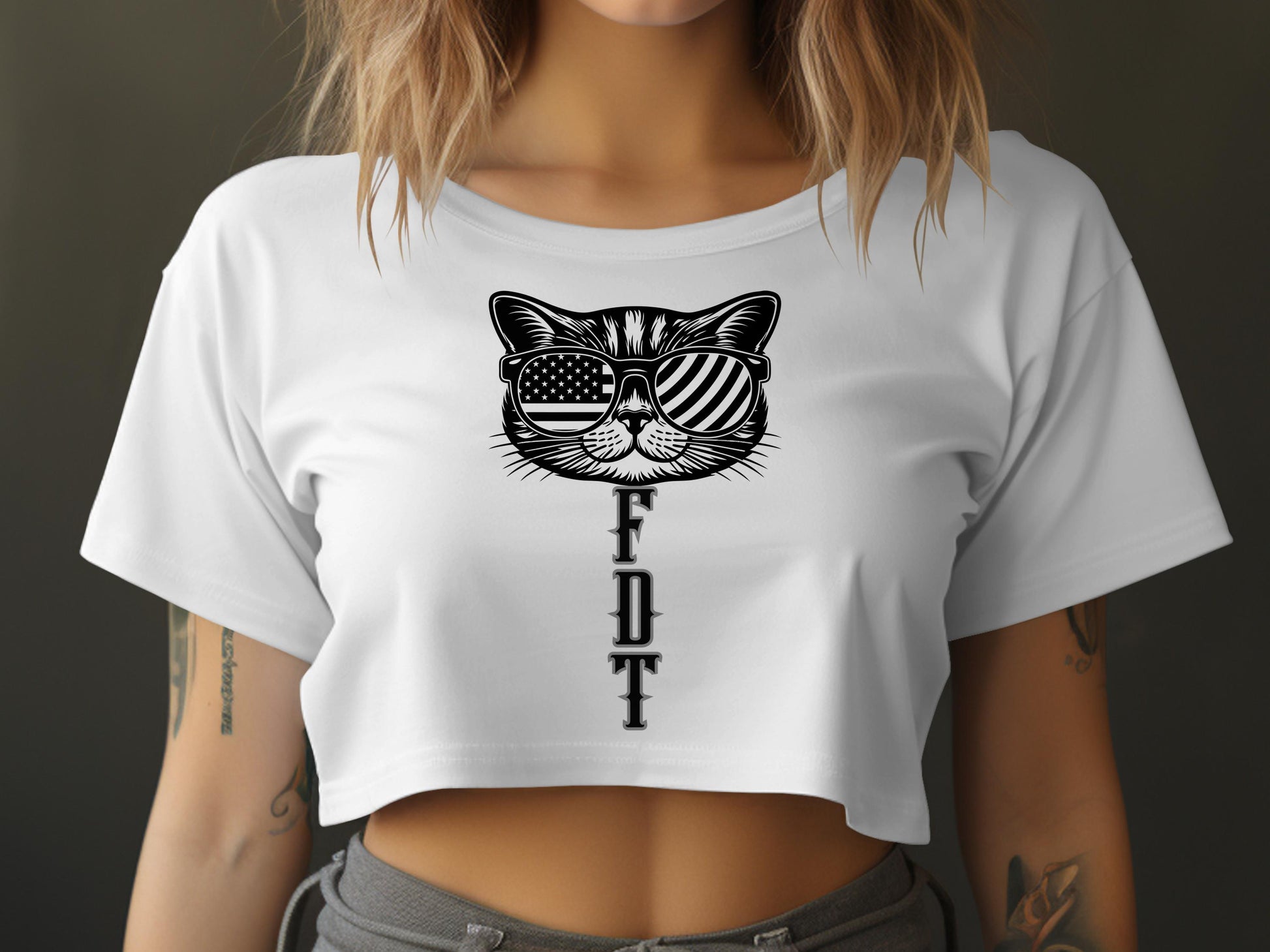 Cool Cat Wearing Sunglasses Front Design Crop Top Product